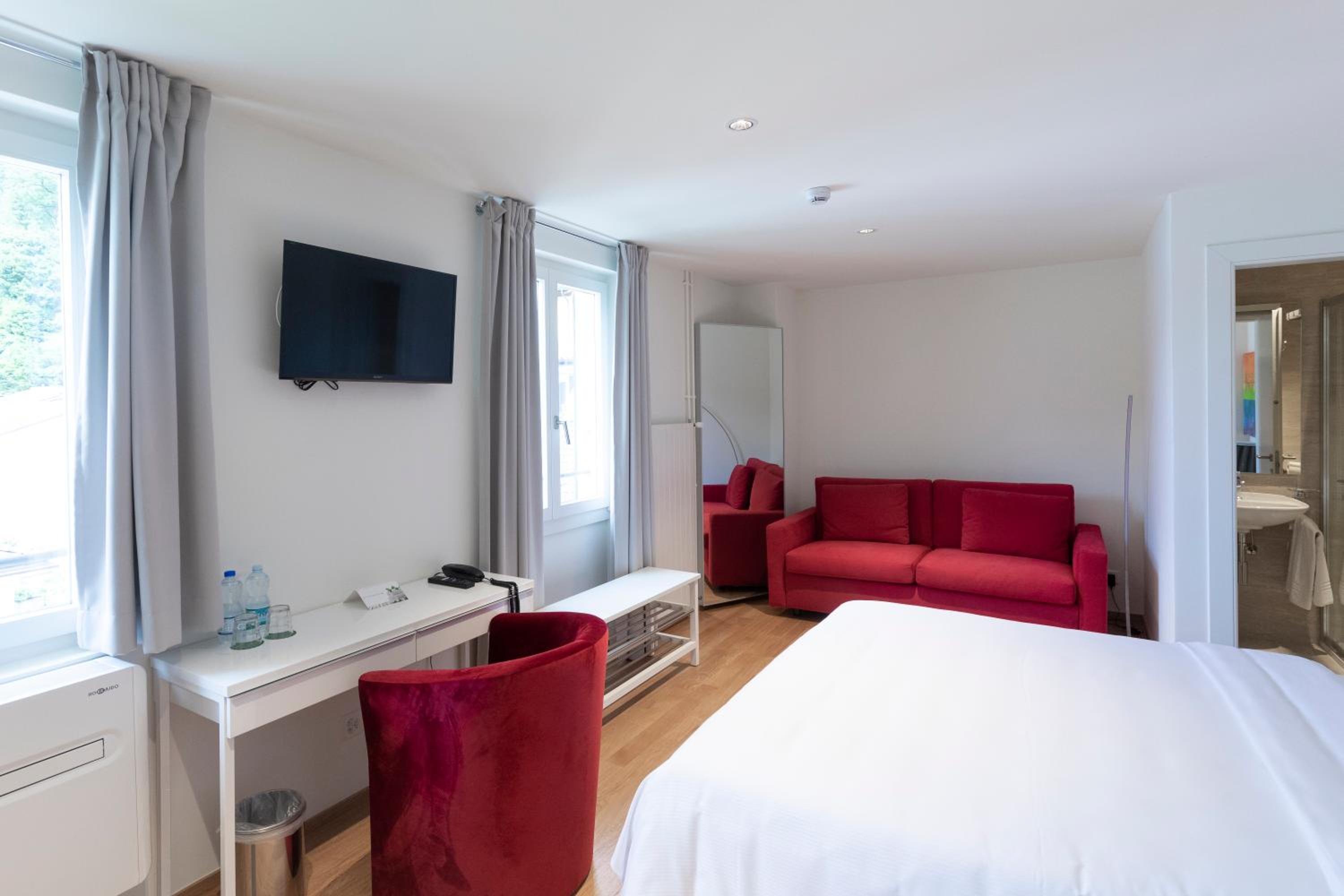 Double Room - Photo 2