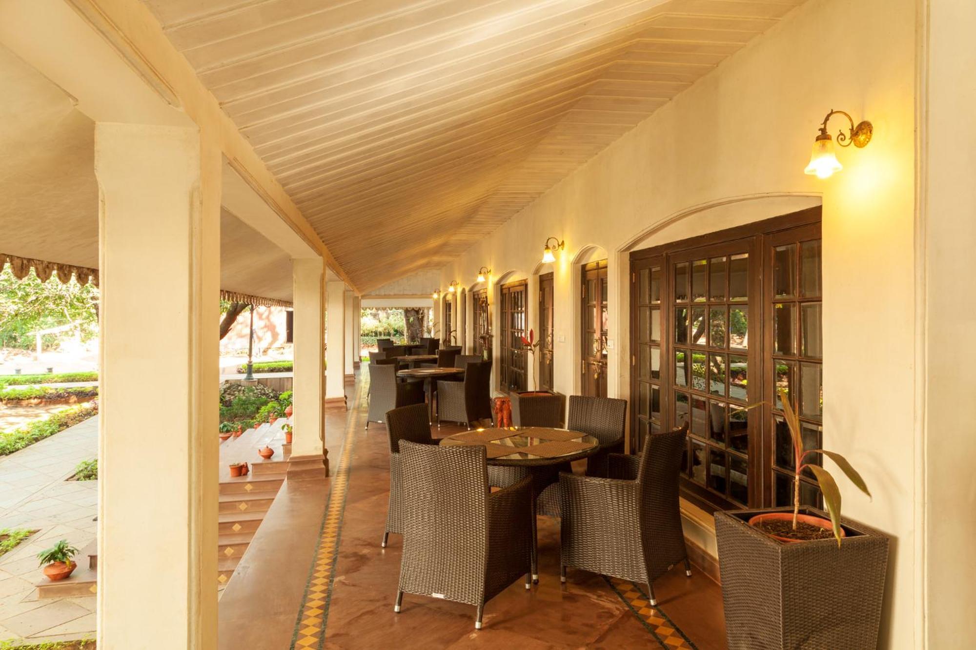 Royal Club - Photo 3