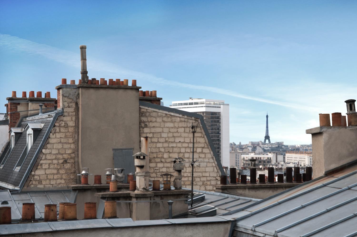 Deluxe Room with Tour Eiffel View photo 2
