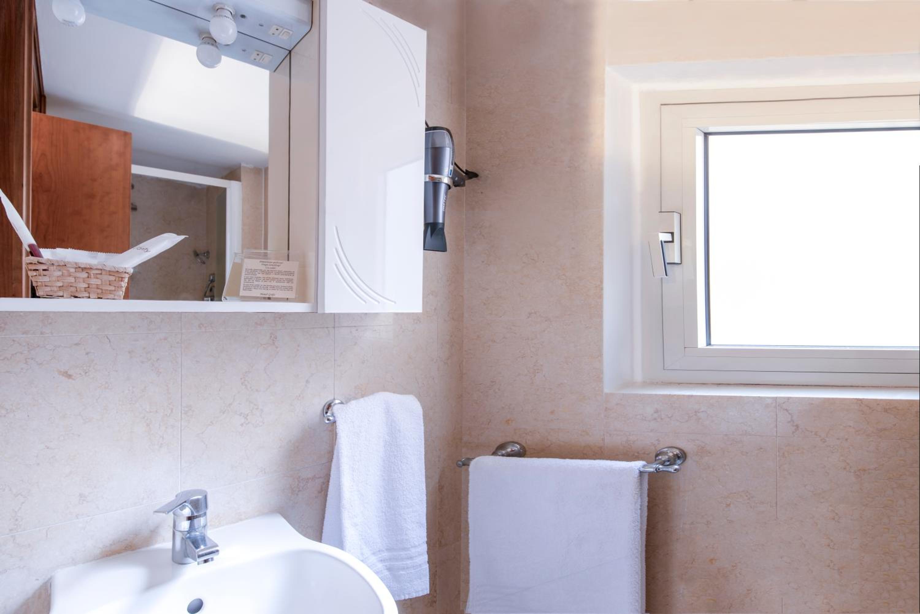 Available room