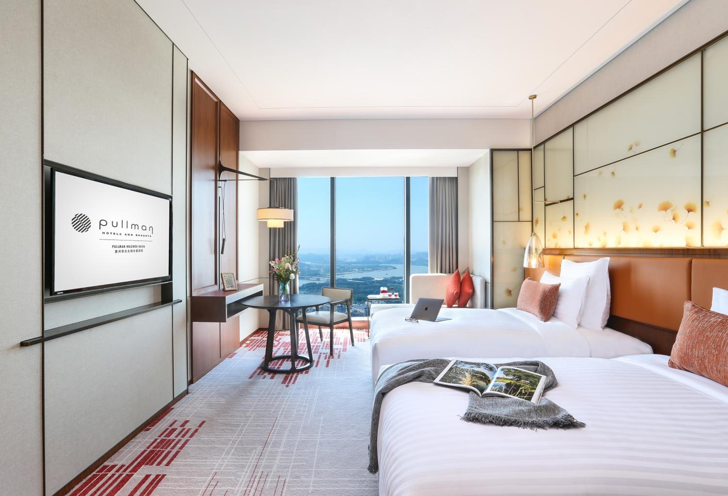 Deluxe Double Room with River View - Photo 4