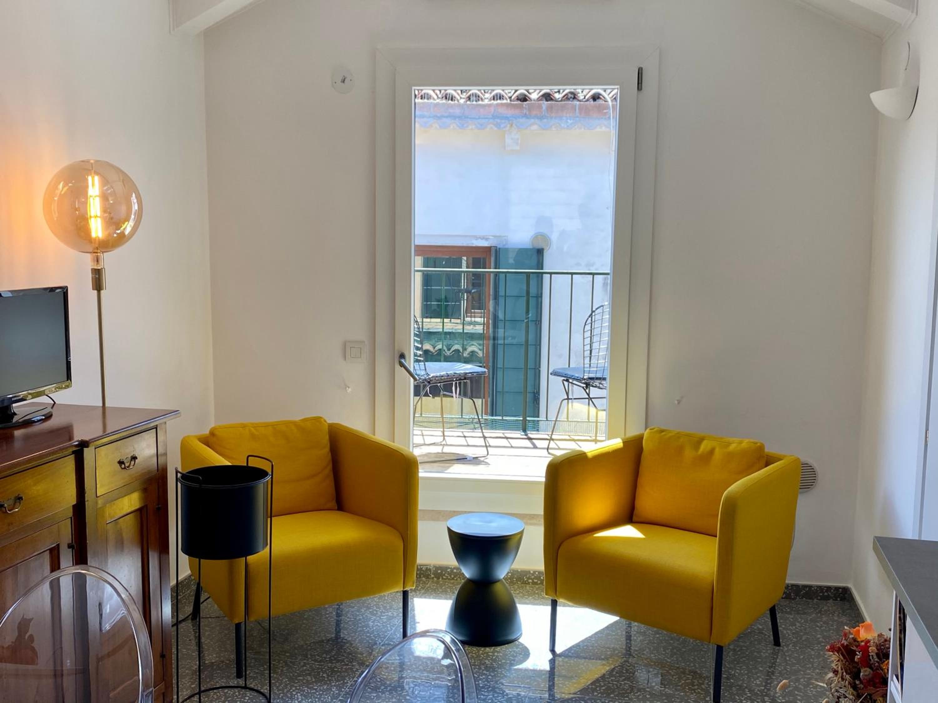Apartment with Terrace photo 2