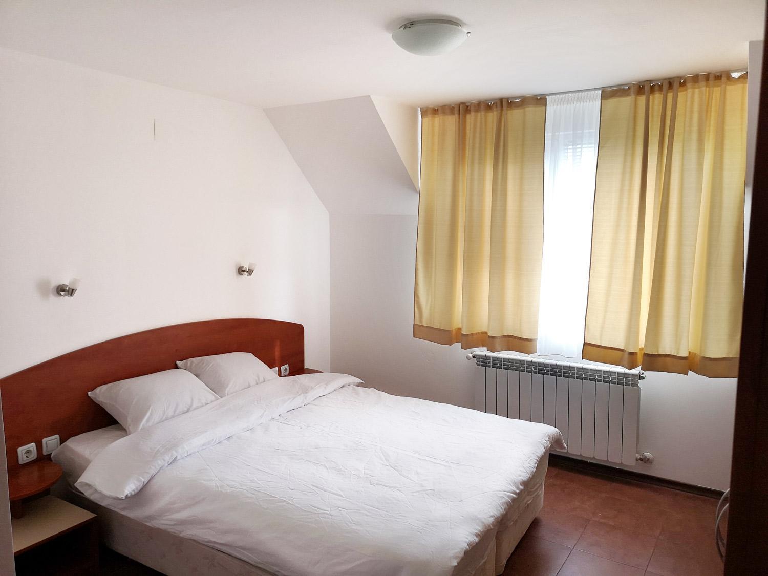 Large Double Room photo 1