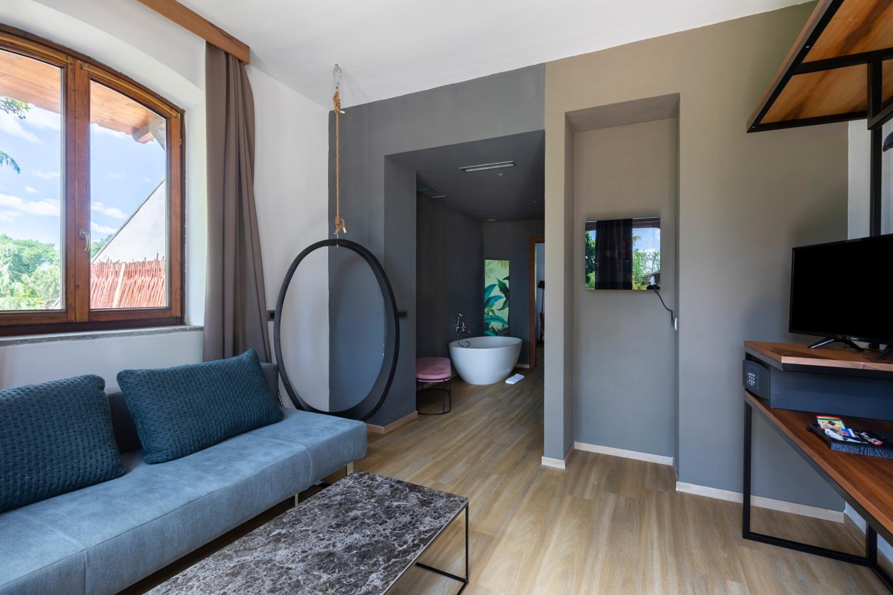 Junior Suite - Photo 12