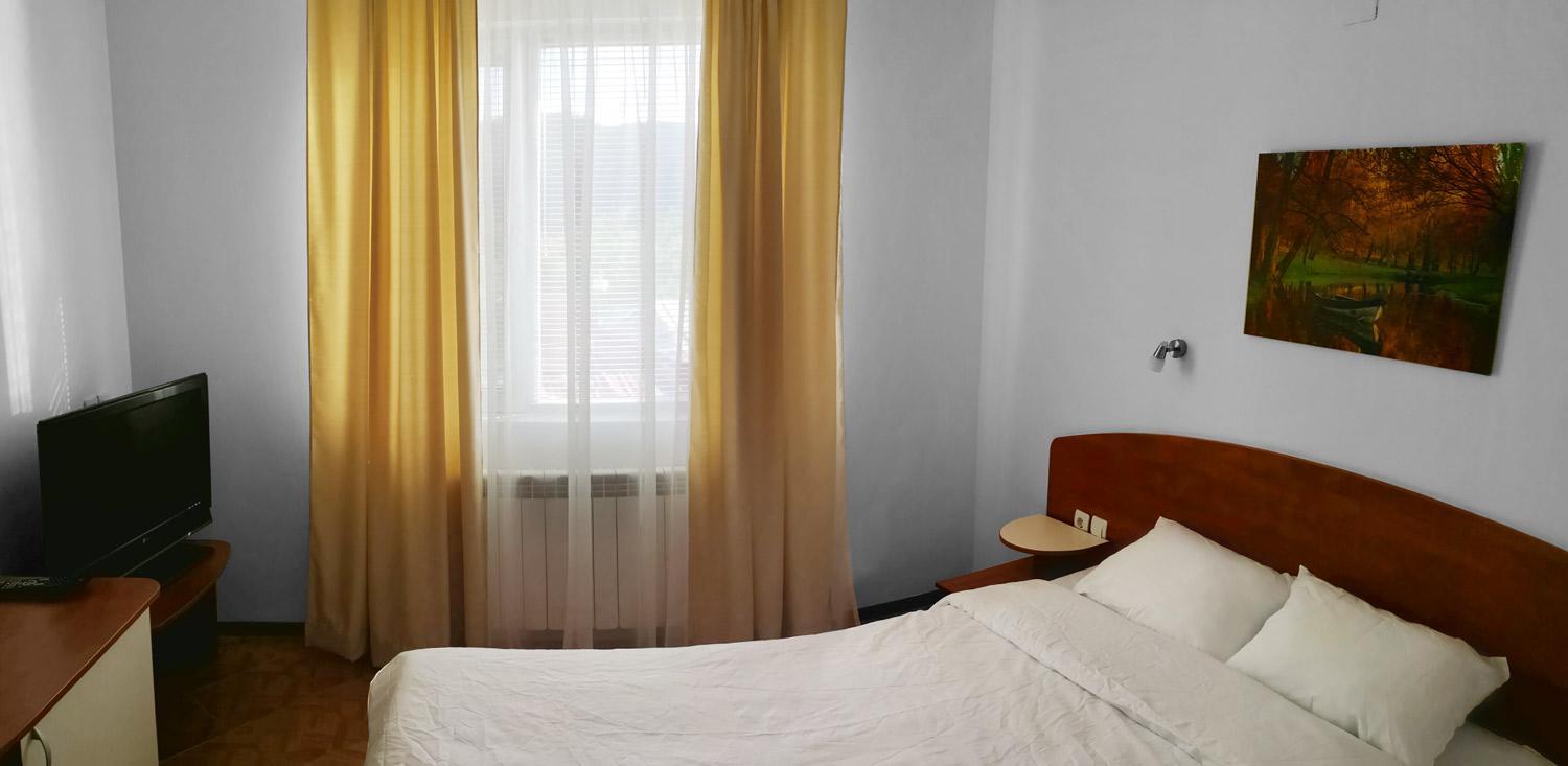 Large Double Room photo 3