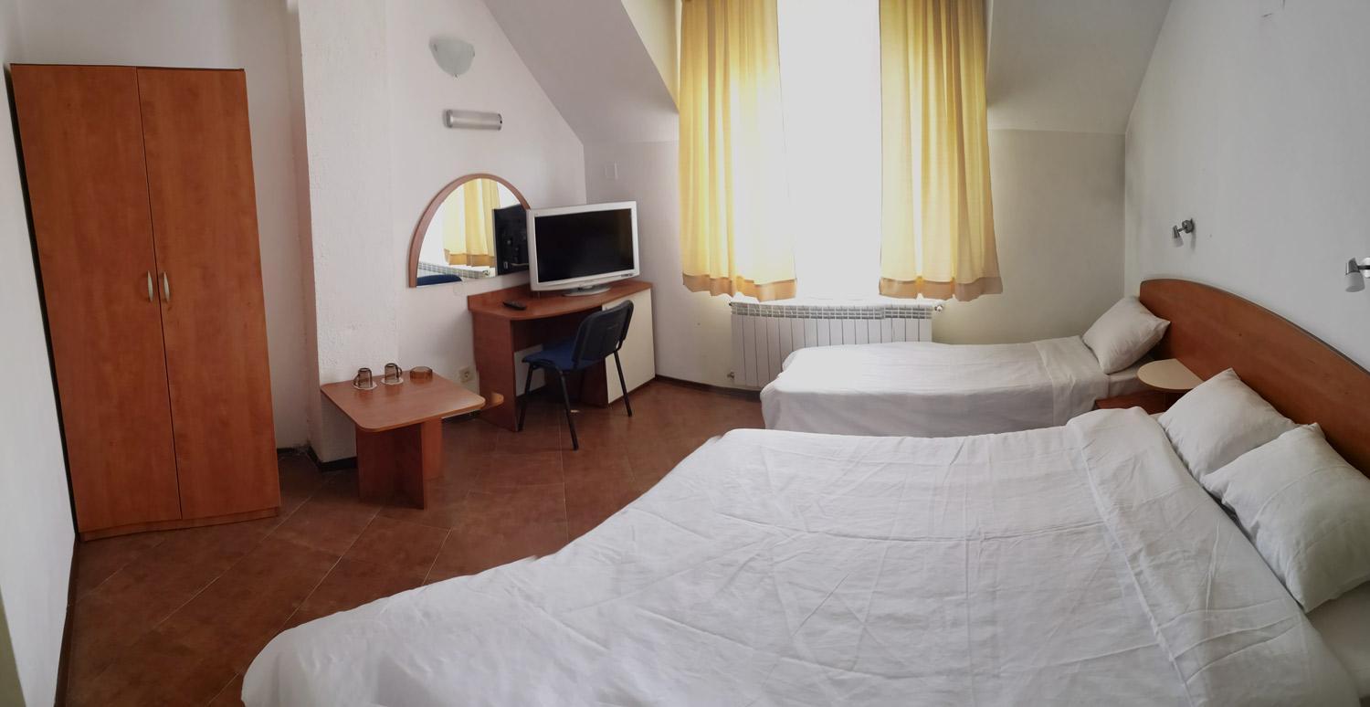 Classic Triple Room photo 1