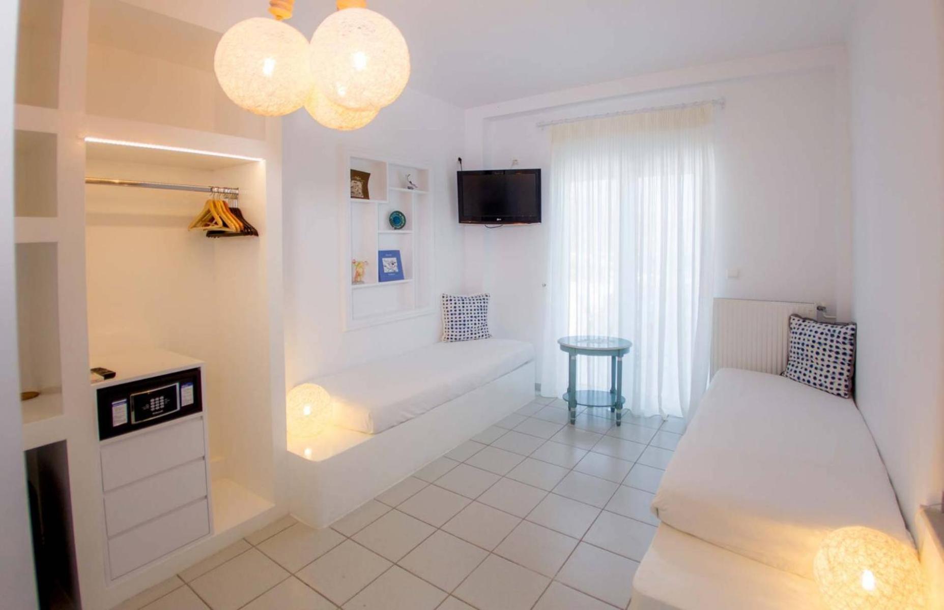 Apartment - Split Level - with Outdoor Jacuzzi photo 2