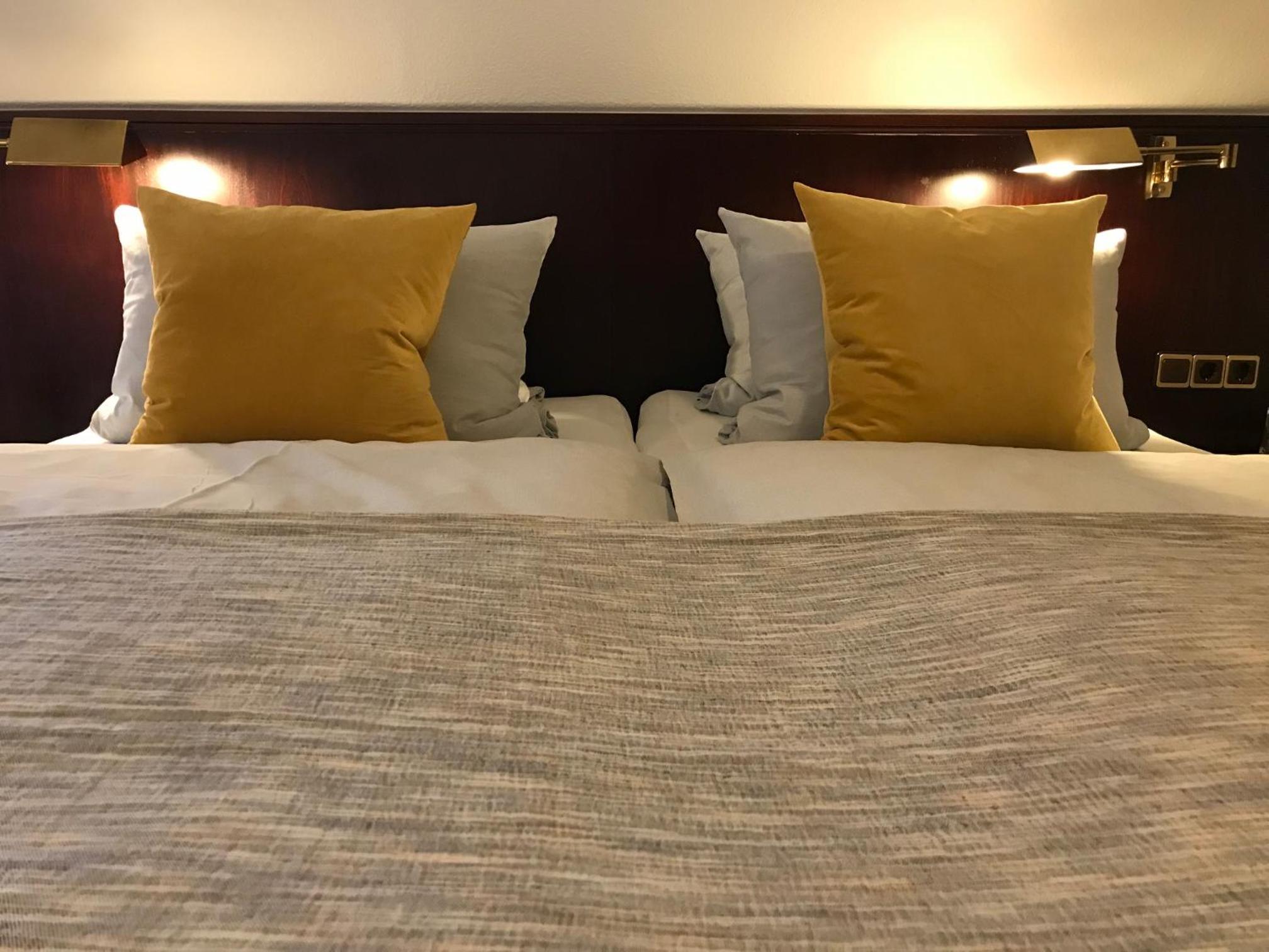 Deluxe Double Room photo 3