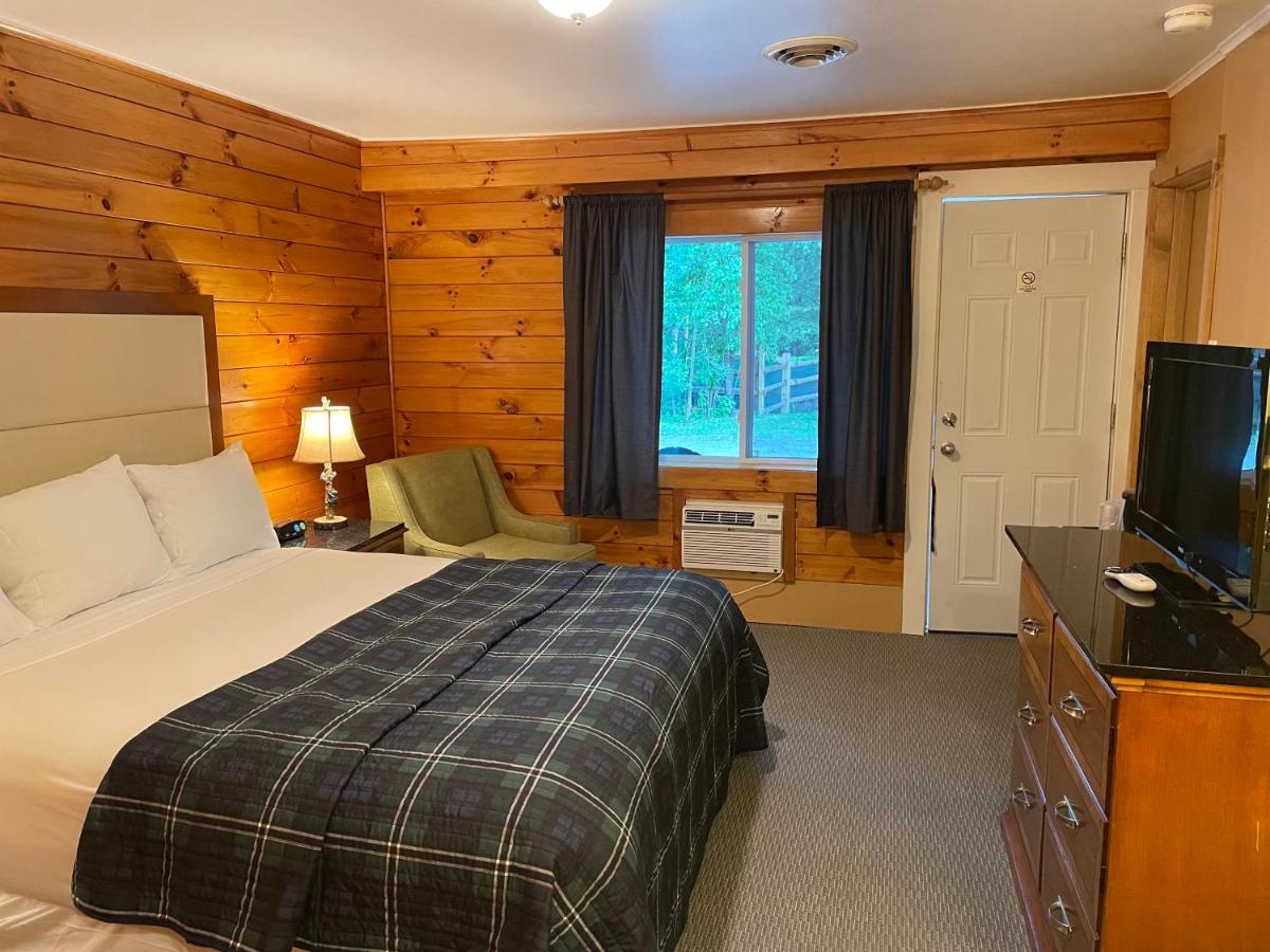 Deluxe room, 1 king bed, accessible