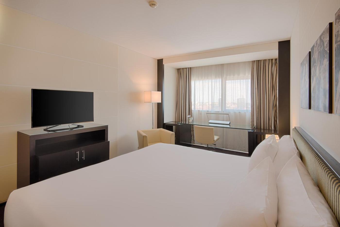 Superior Double or Twin Room - Photo 6