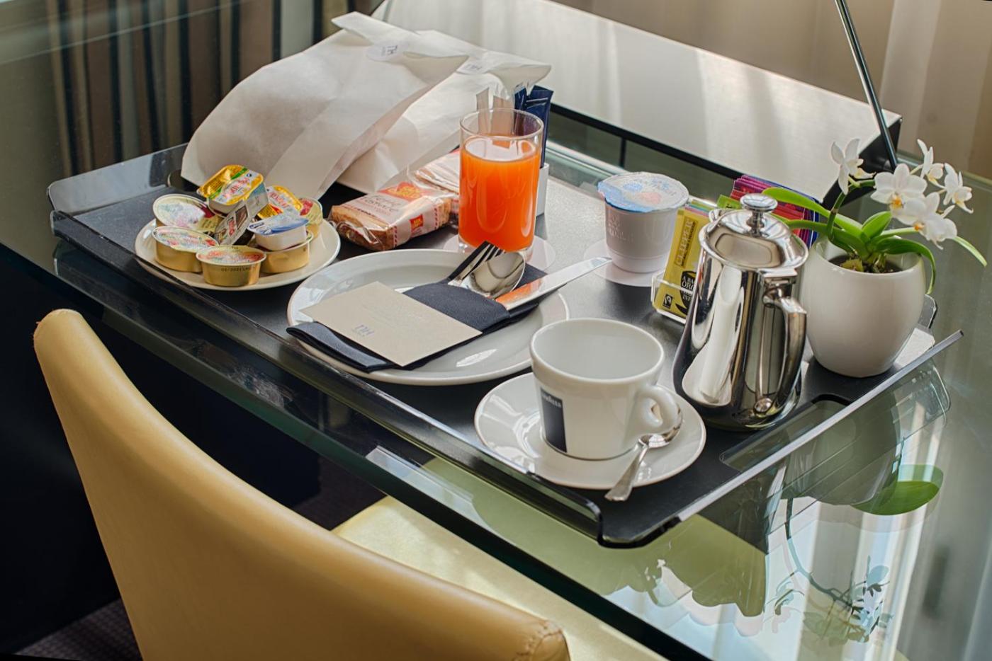 Suite - Photo 4