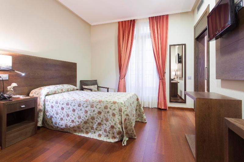 Habitación #533907807