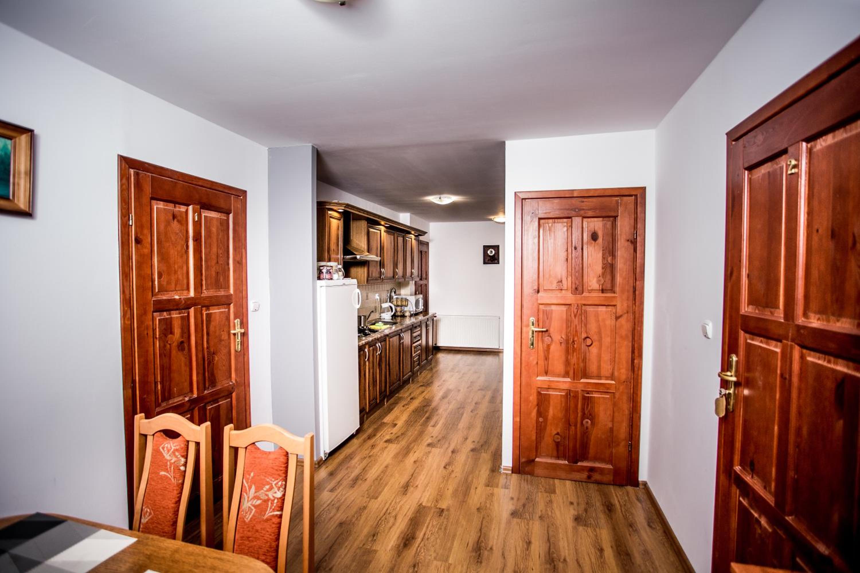 Apartment photo 1