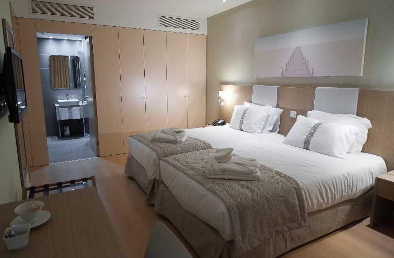Sala #108052938
