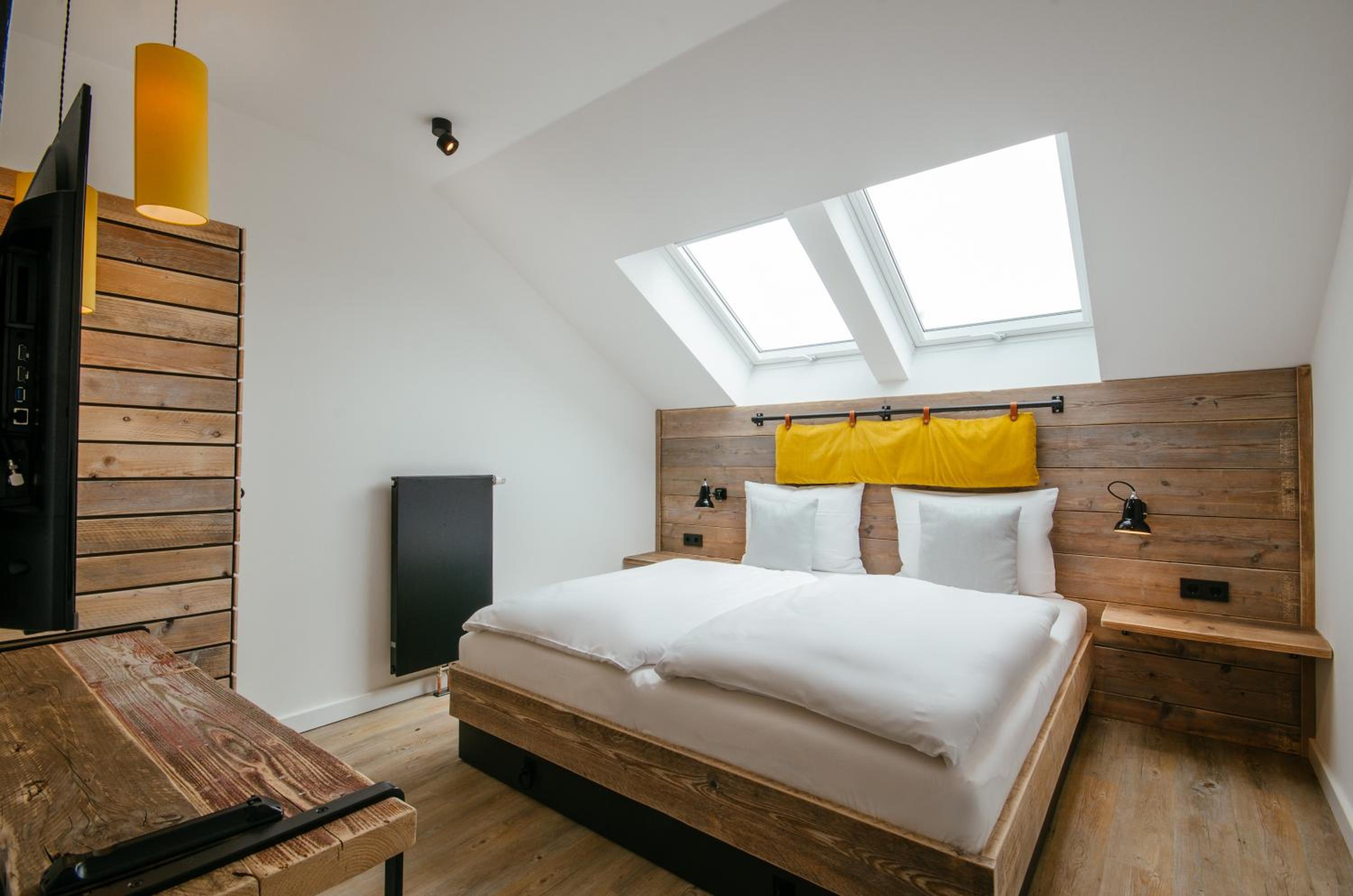 Double Room - Photo 3
