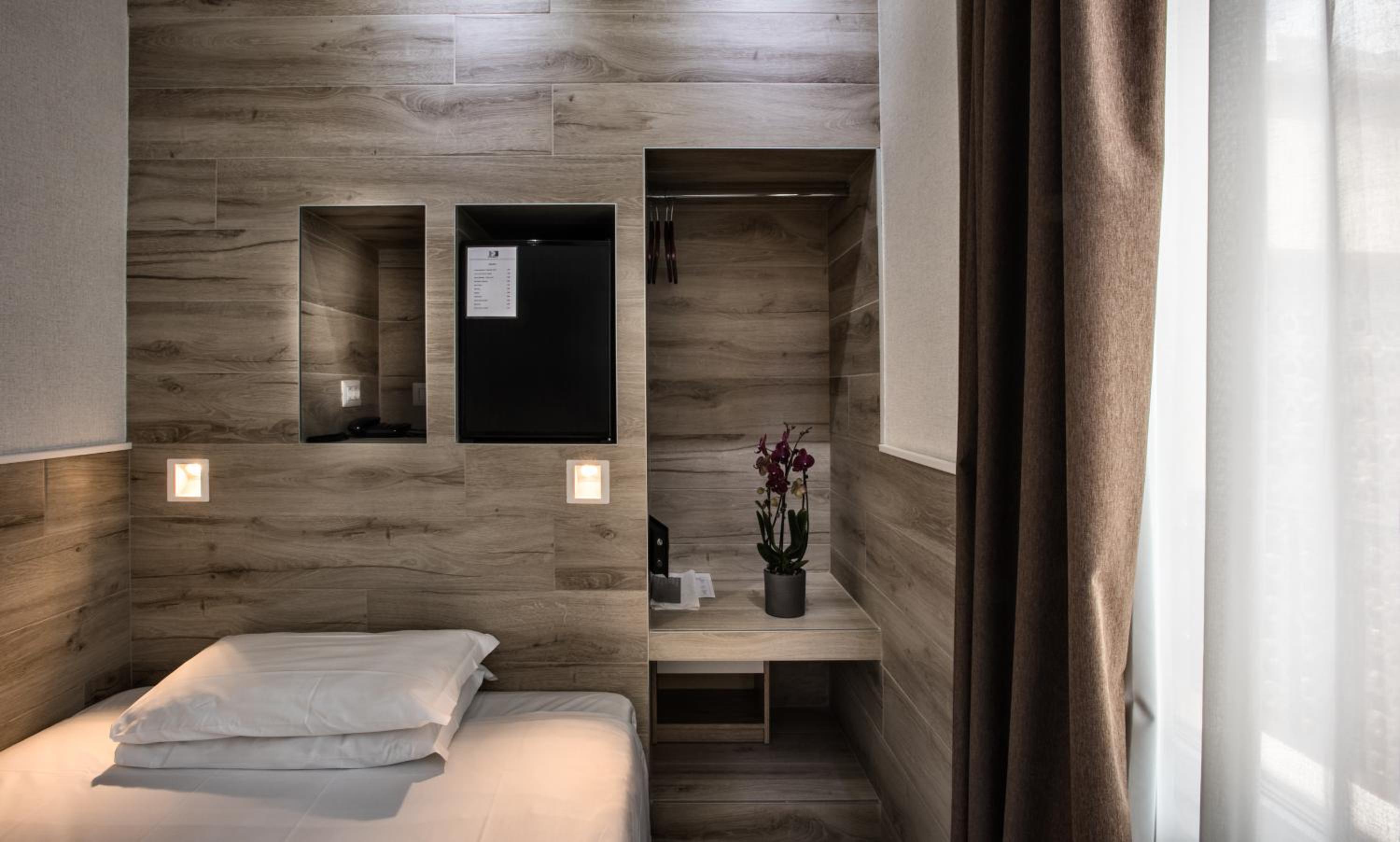 Premium Single Room