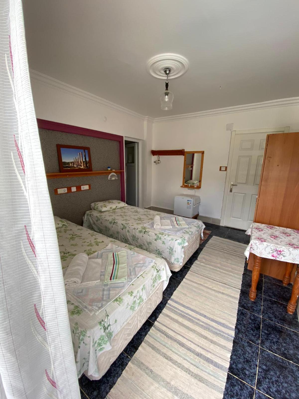 Standard Twin Room photo 1