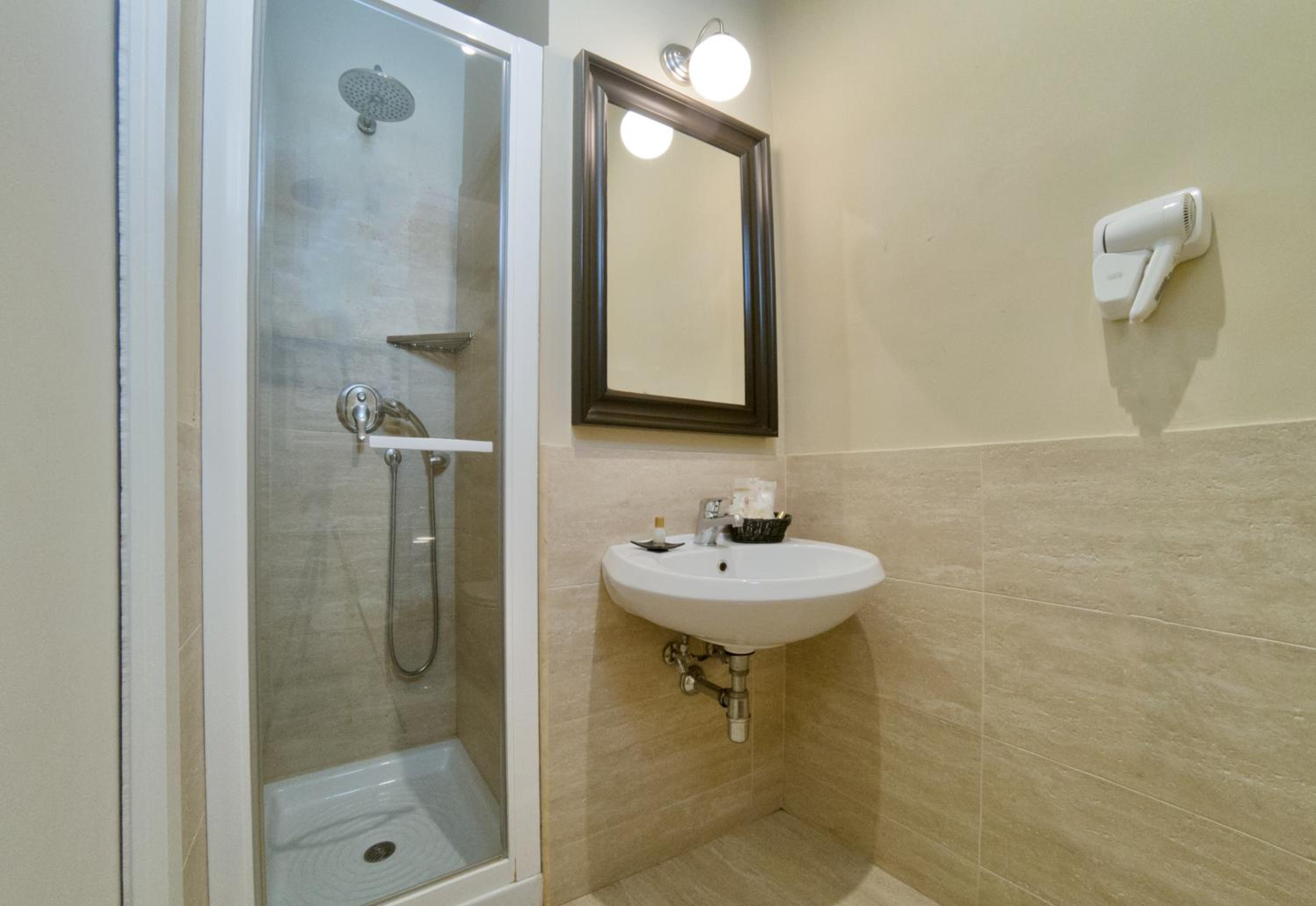 Executive Triple Room photo 2