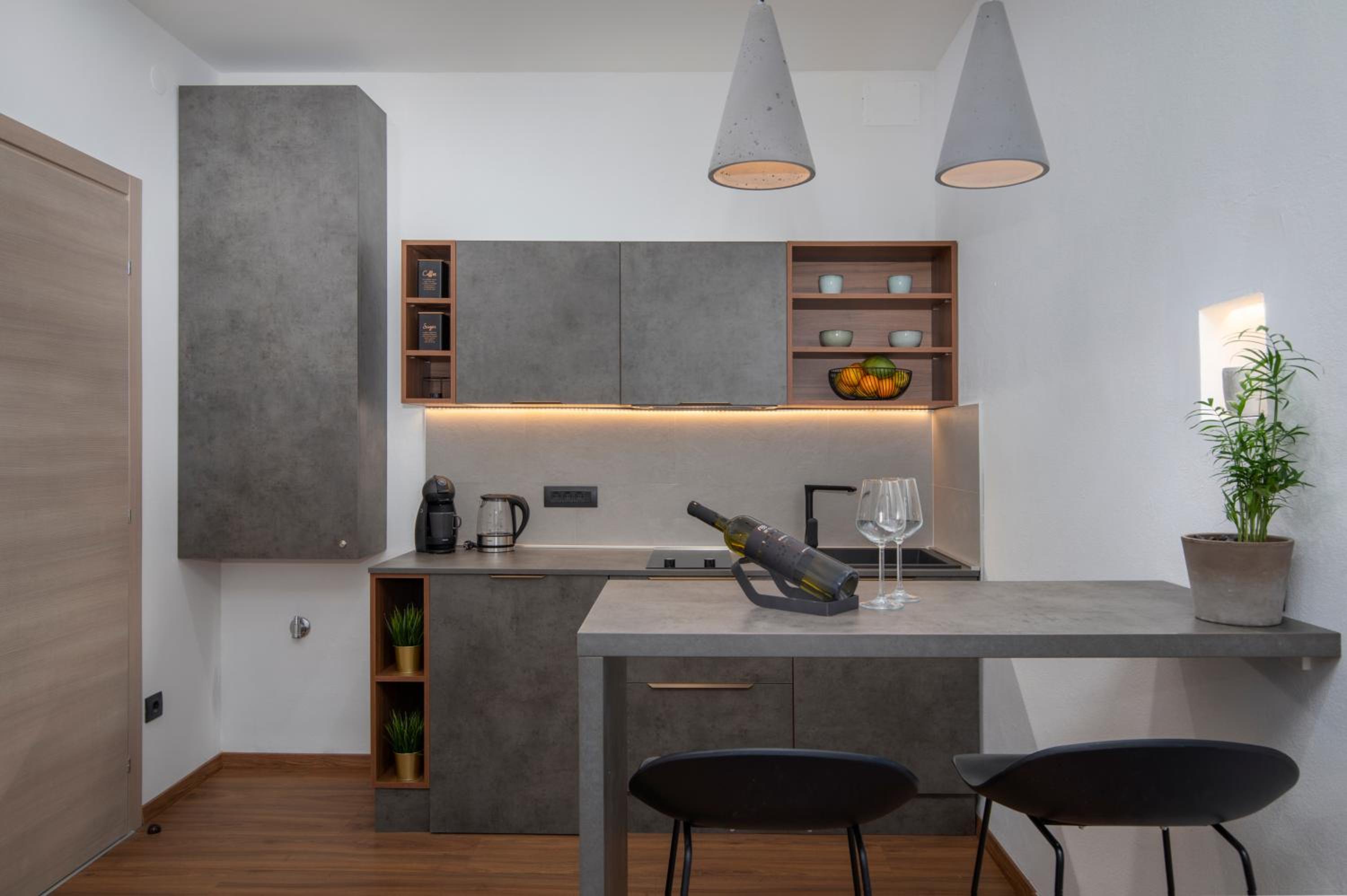 Apartment with Terrace photo 2