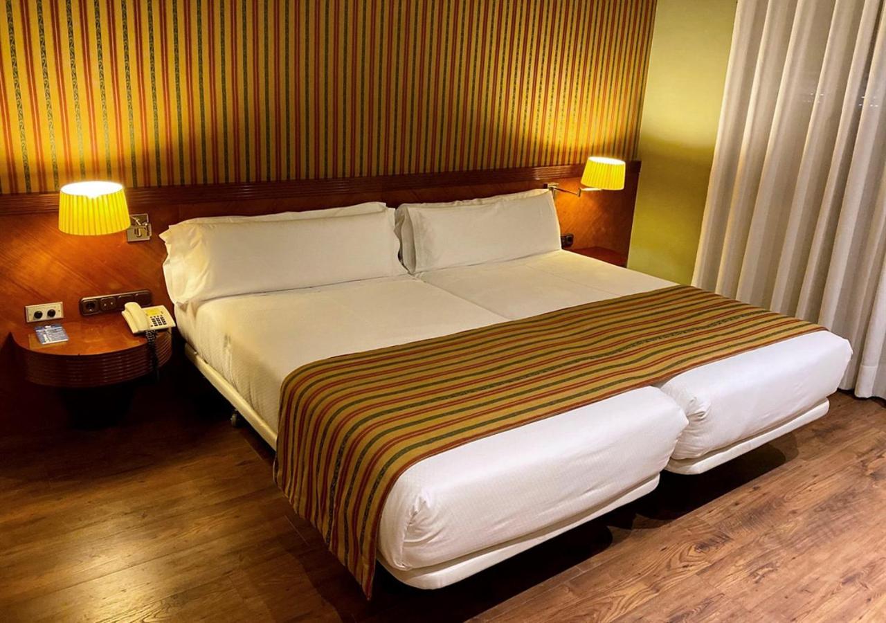Twin Room - Photo 5