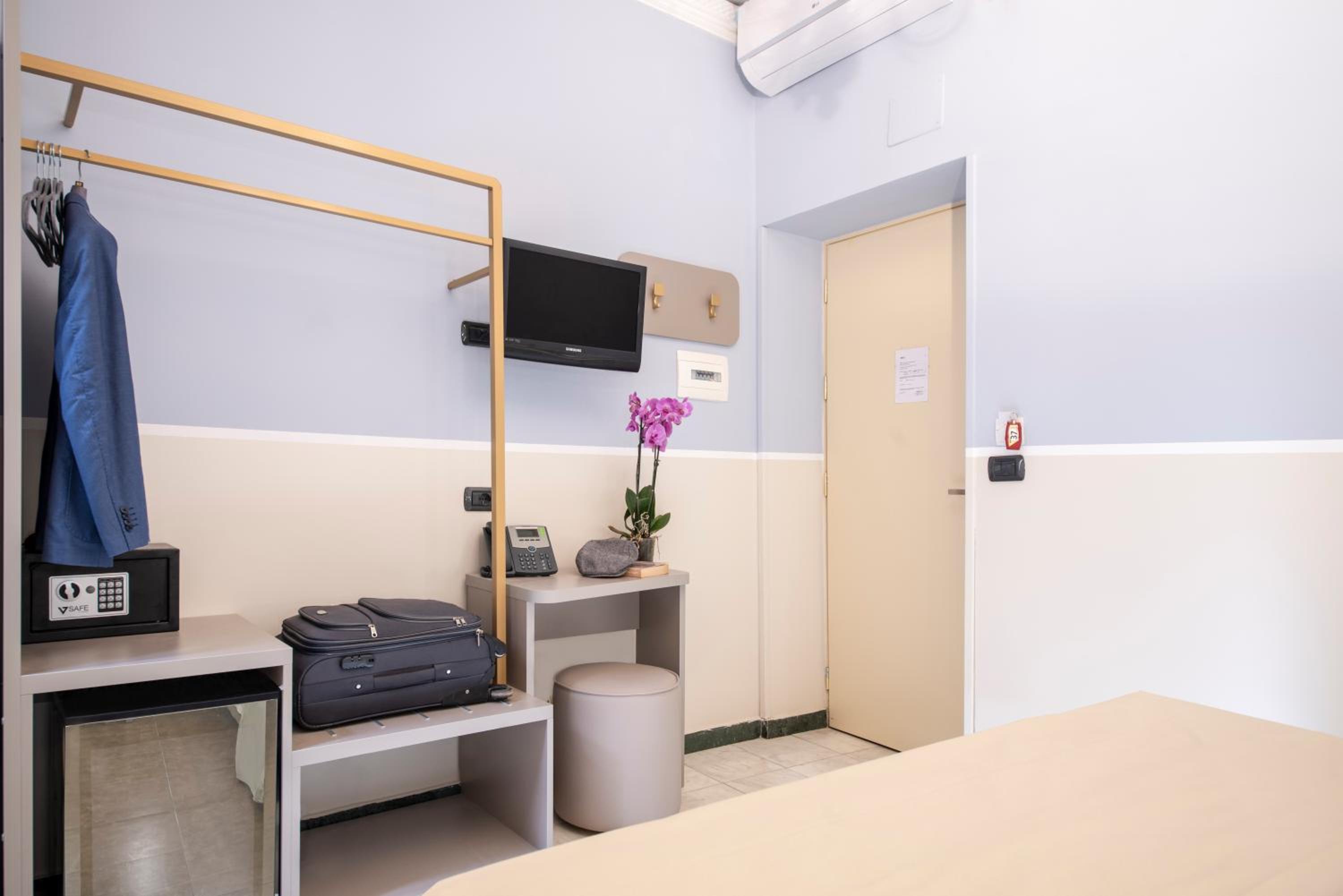 Available room