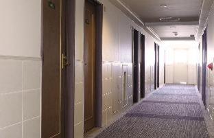 Economy Twin Room - Photo 4