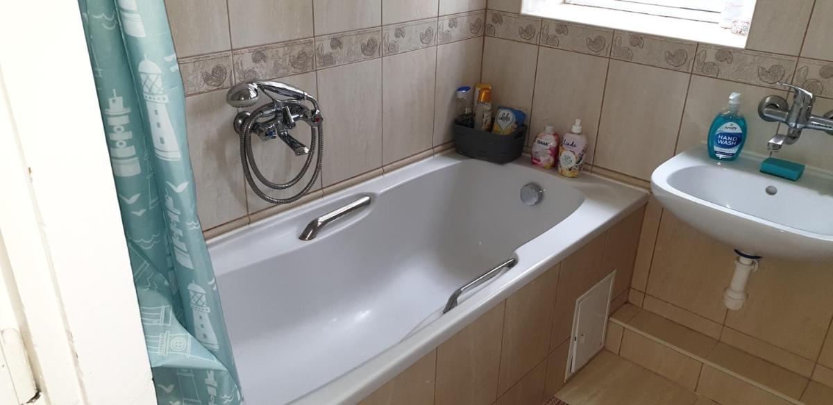 Small Single Room photo 1