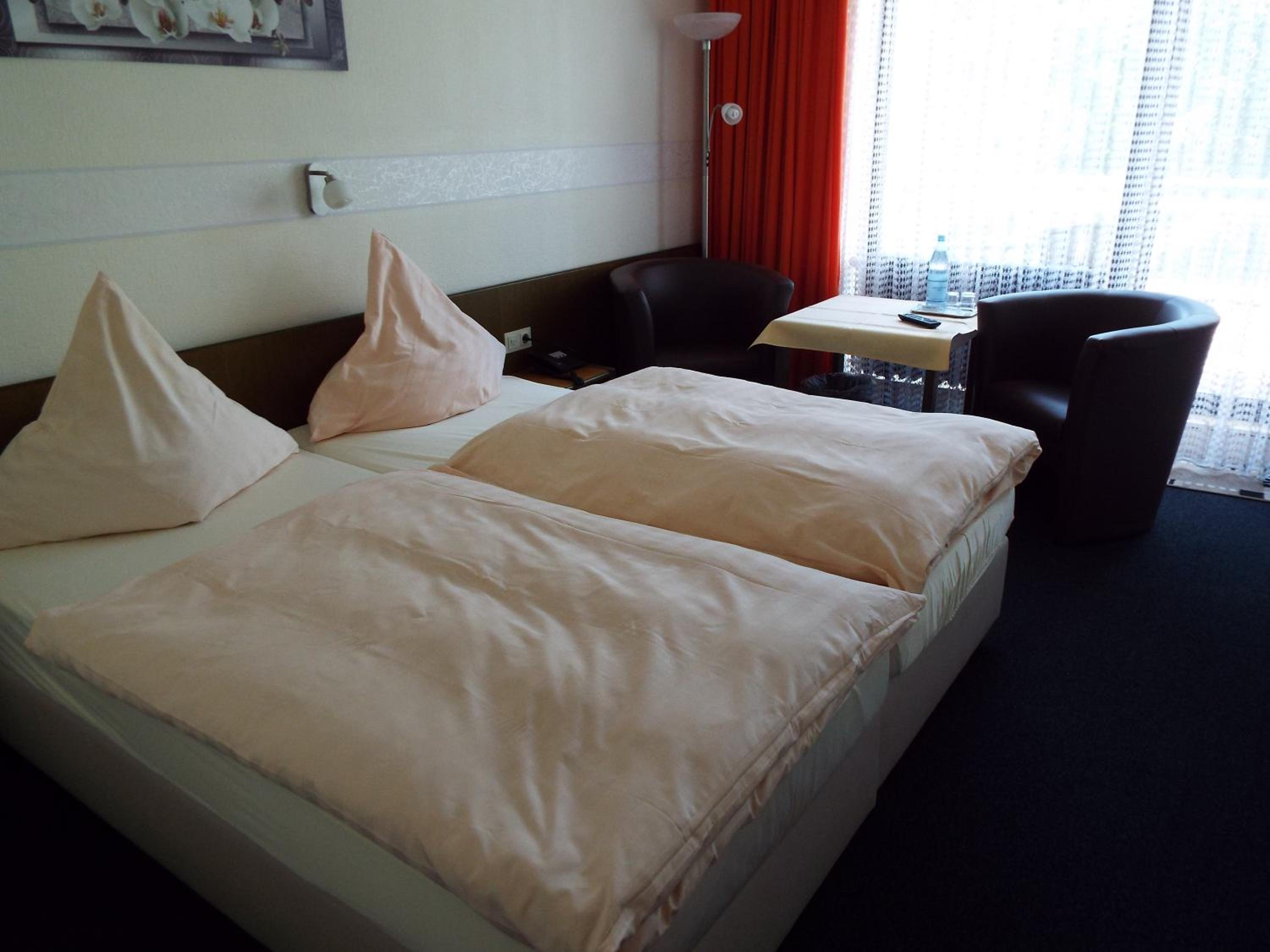 Double Room with River View - Photo 1