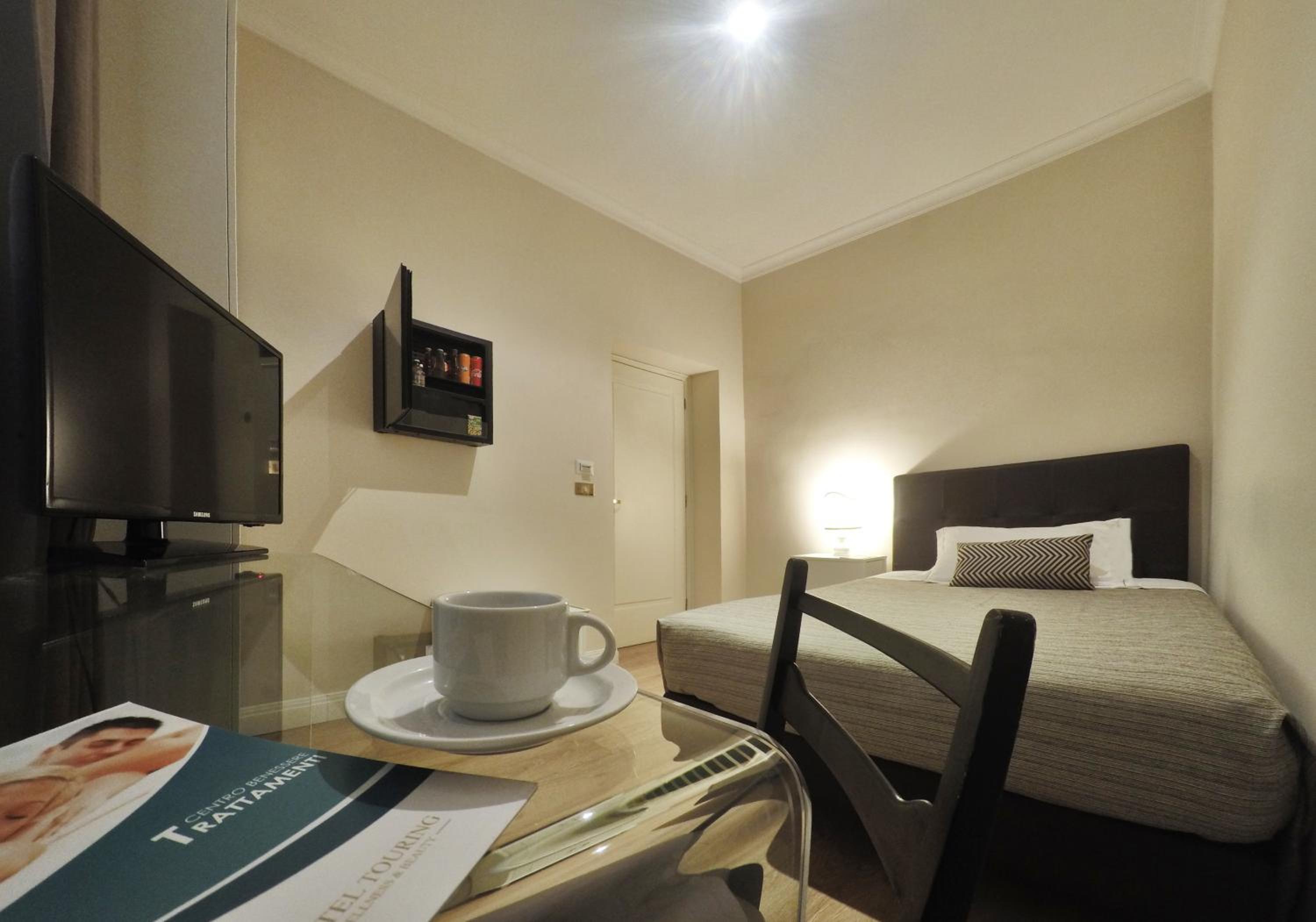 Small Double Room photo 1
