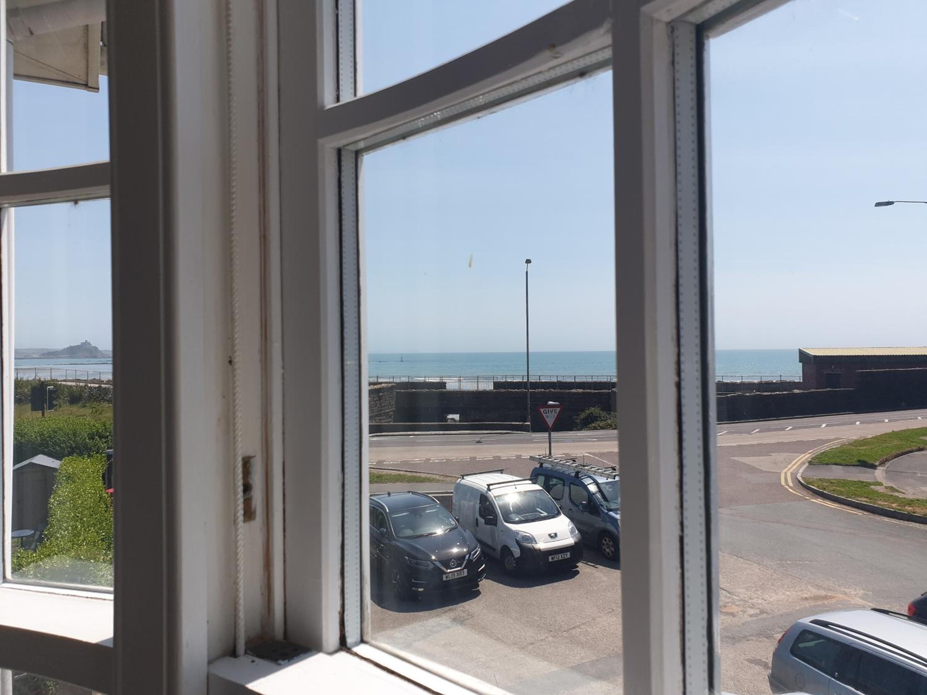 Family Room With Sea View En Suite photo 3