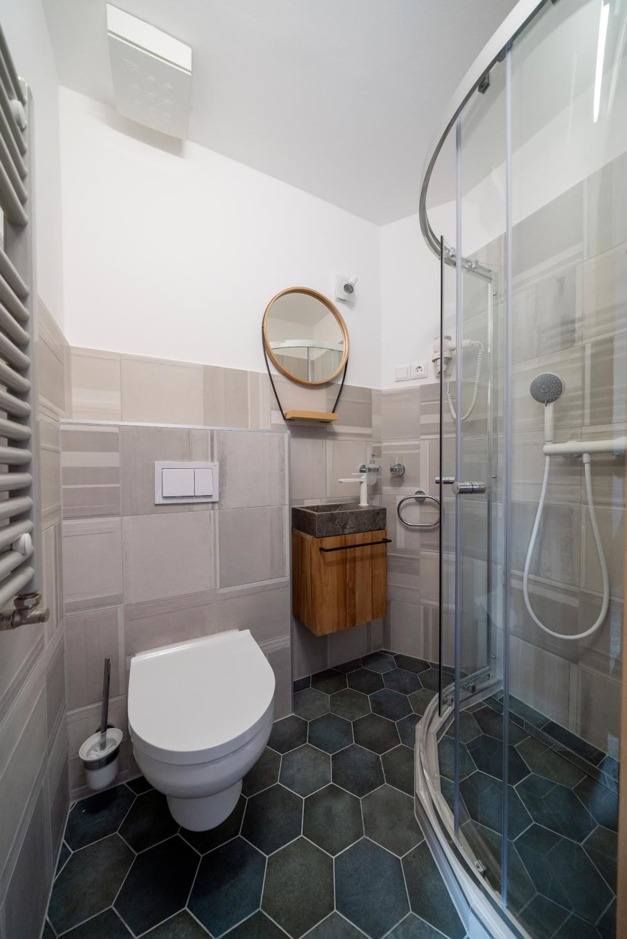Double Room - Photo 3