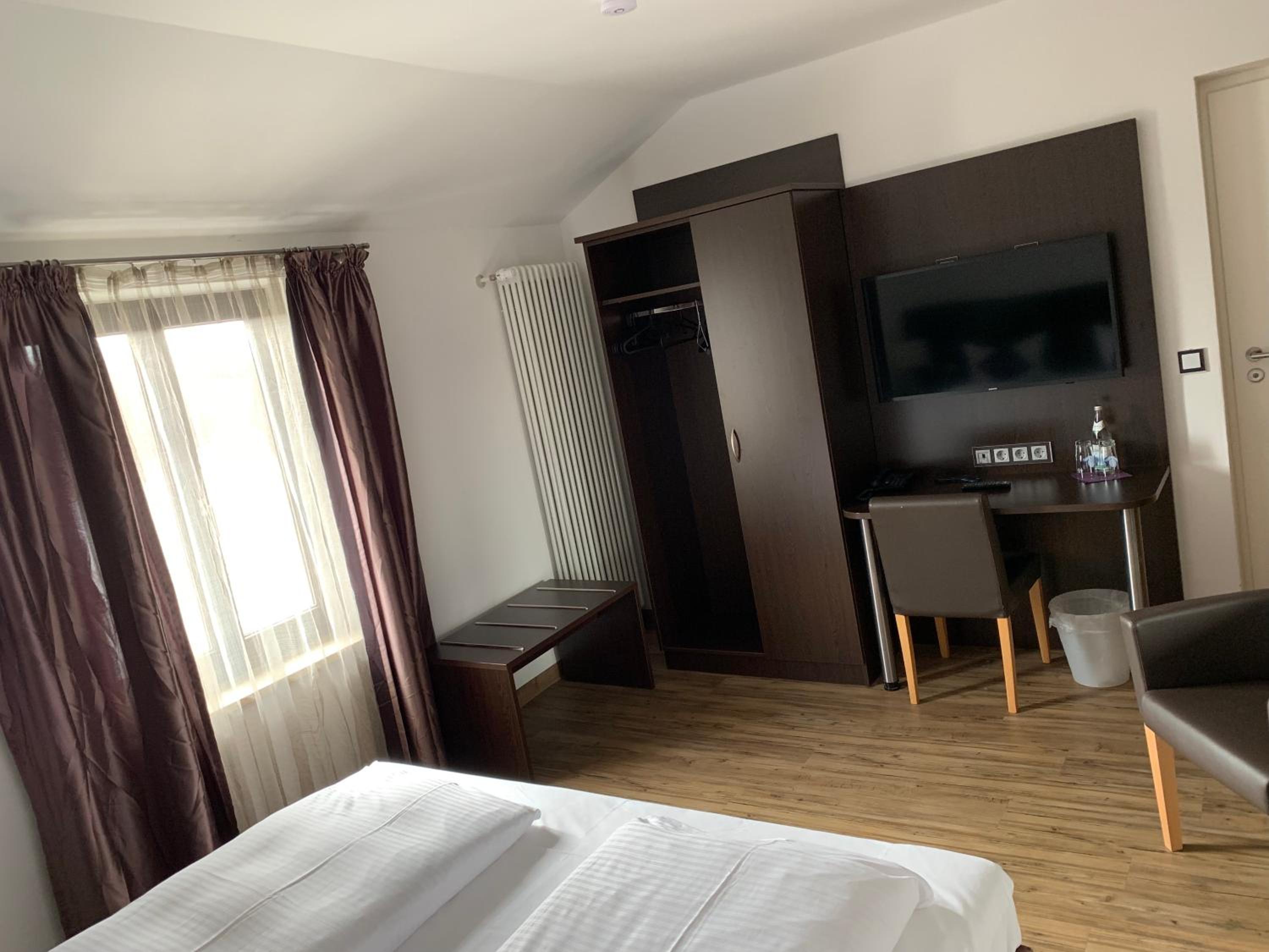Comfort Double Room - Photo 2