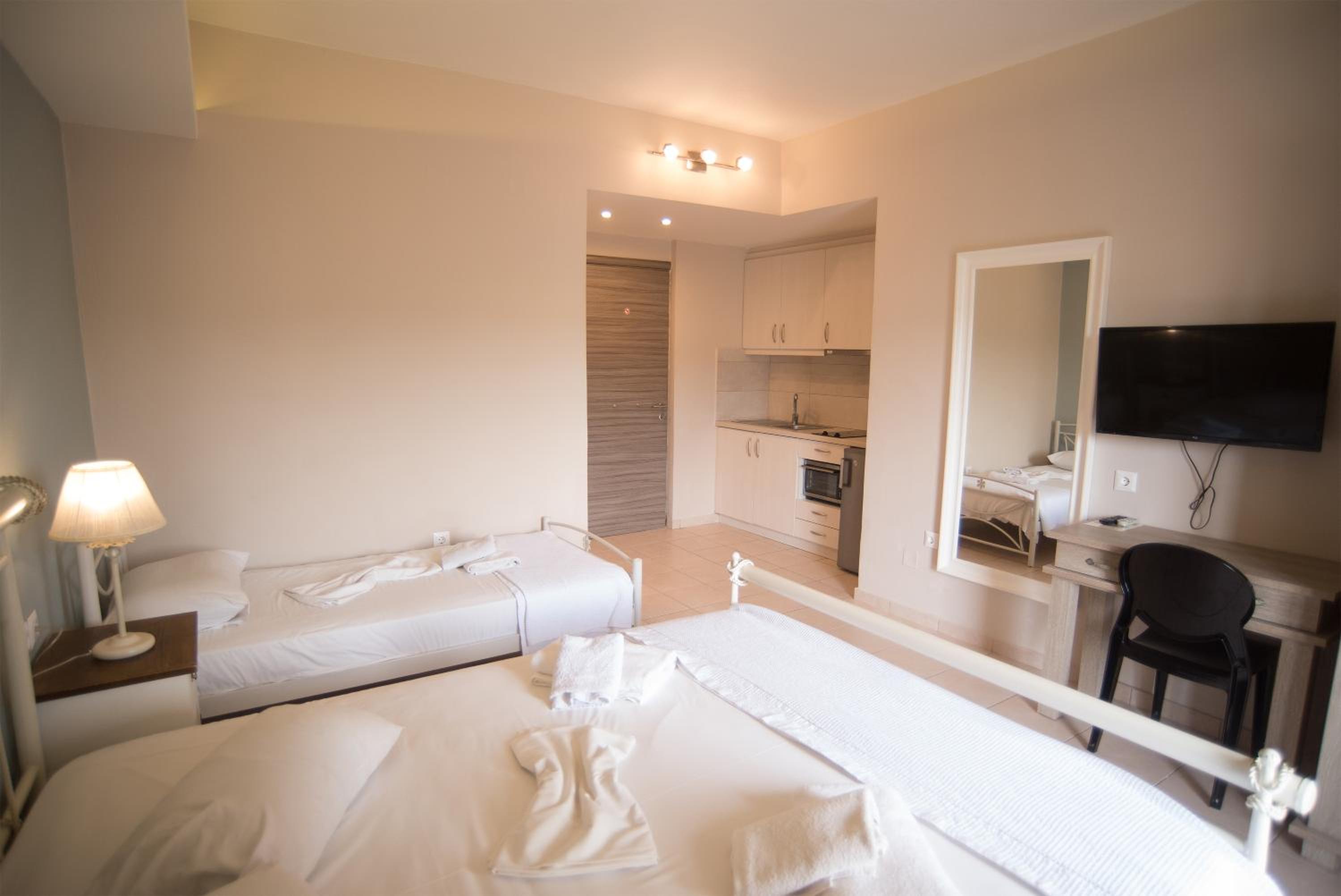 Triple Room with Balcony