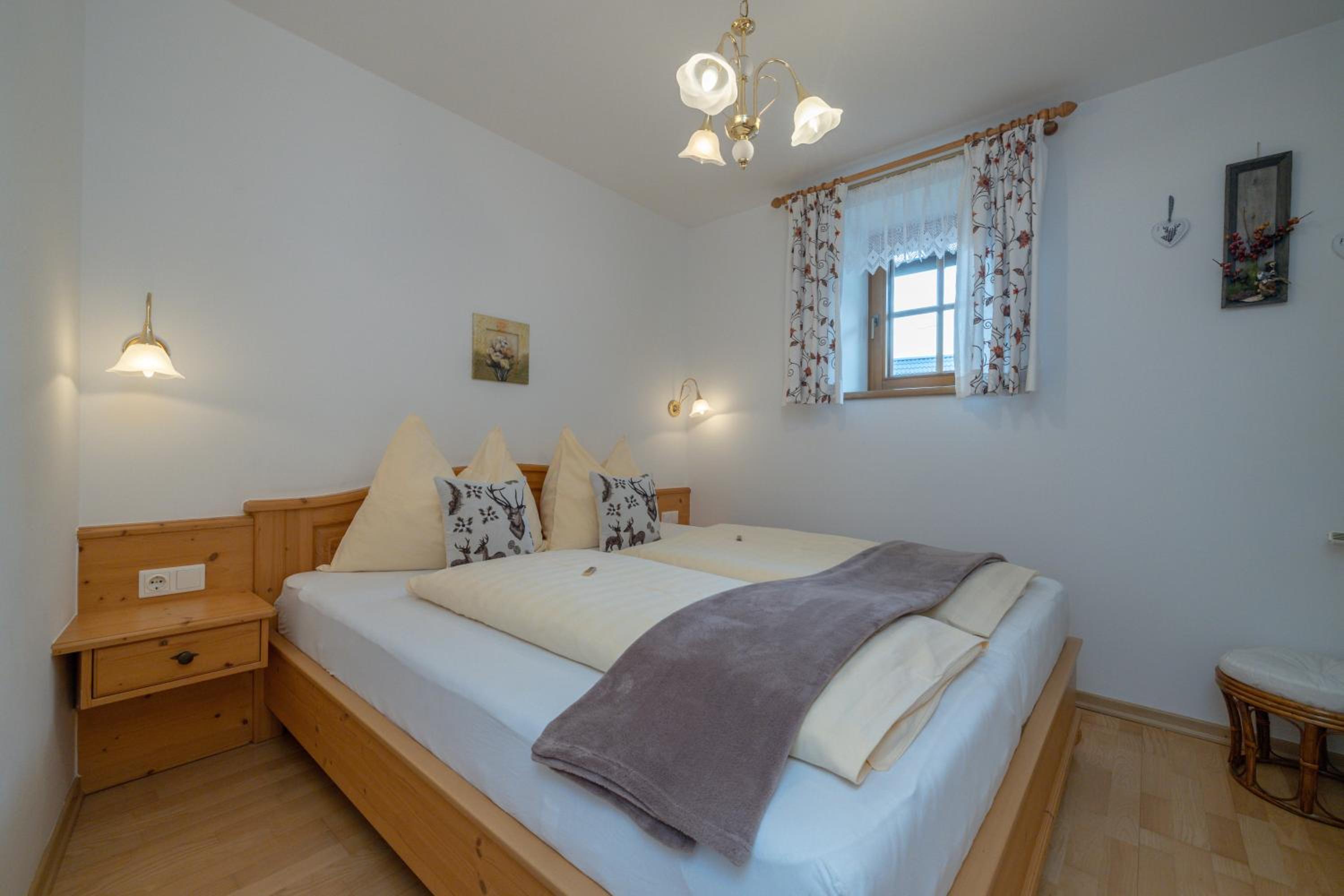 Two-Bedroom Apartment (Sonnenblume)