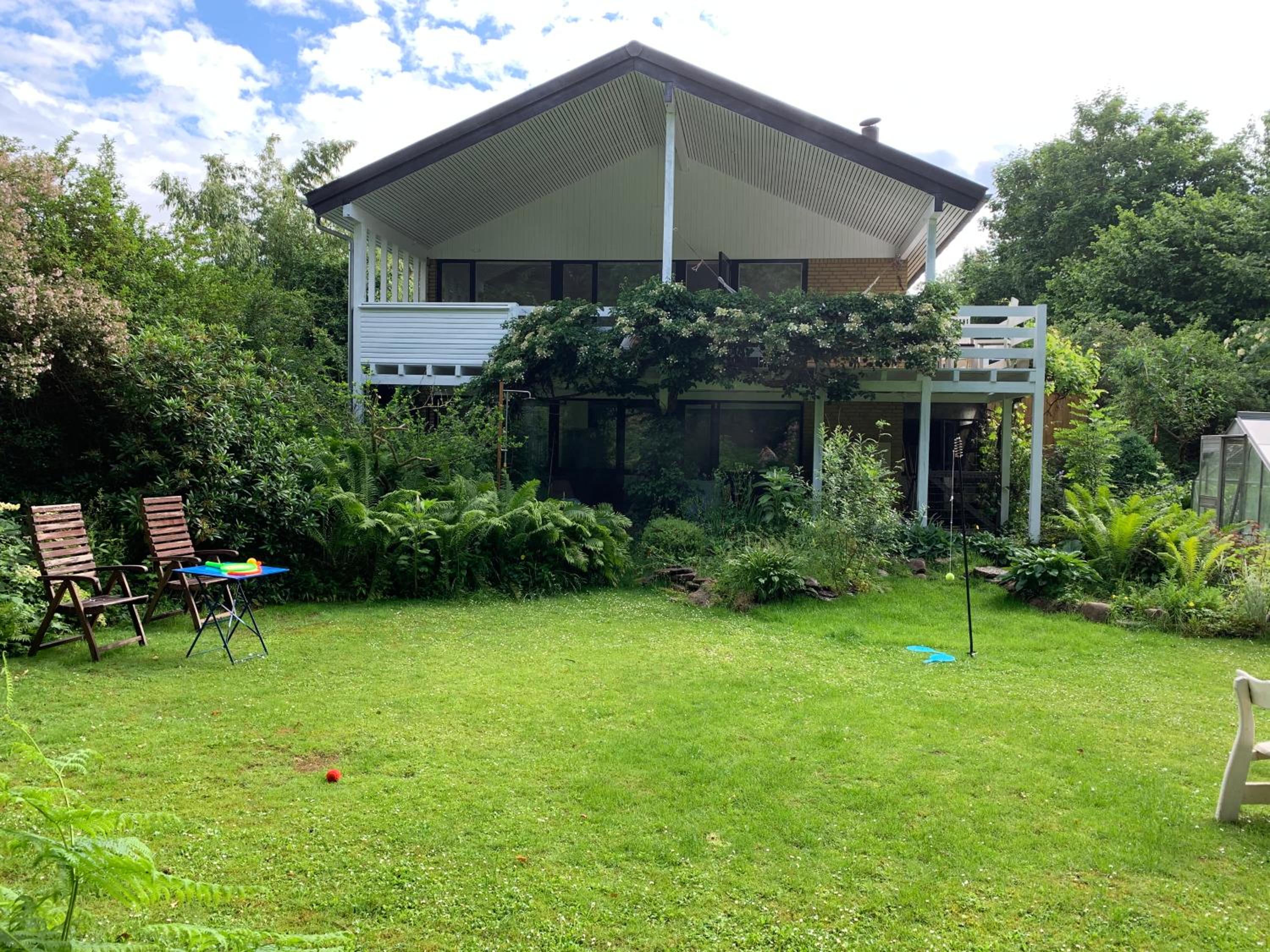 Villa photo 2