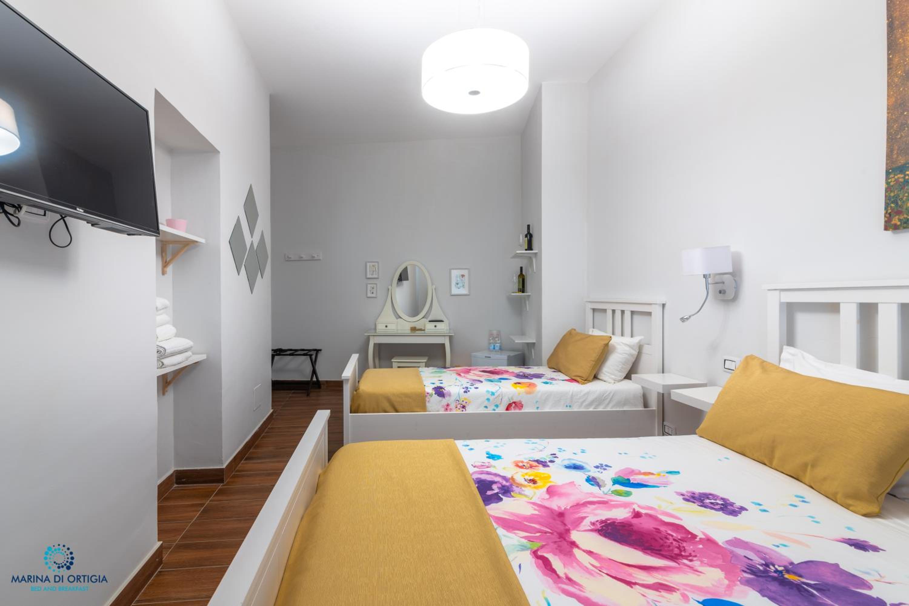 Triple Room with Balcony - Photo 8