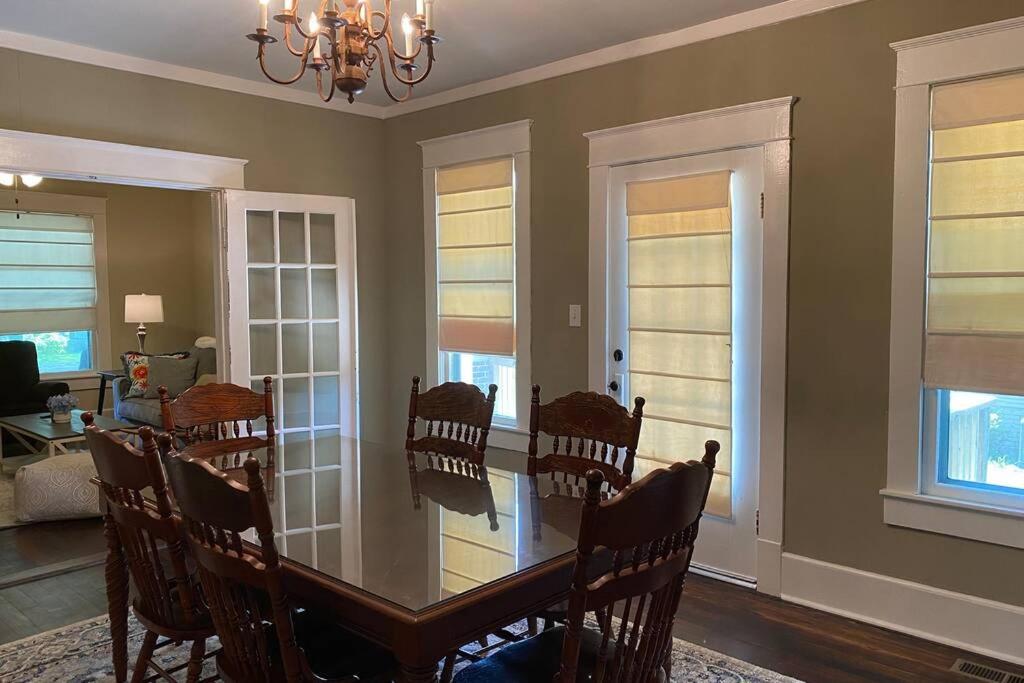 Two-Bedroom House photo 2