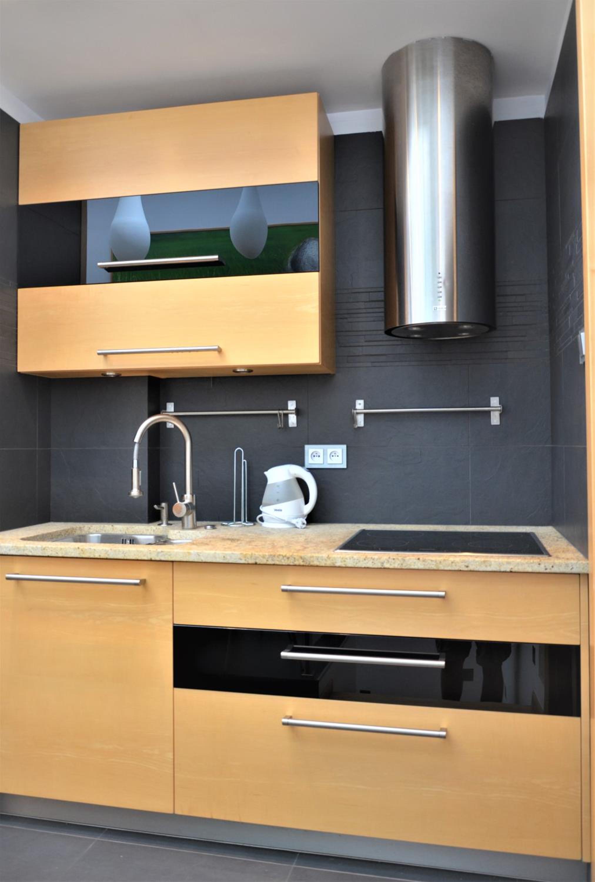 One-Bedroom Apartment - Photo 11