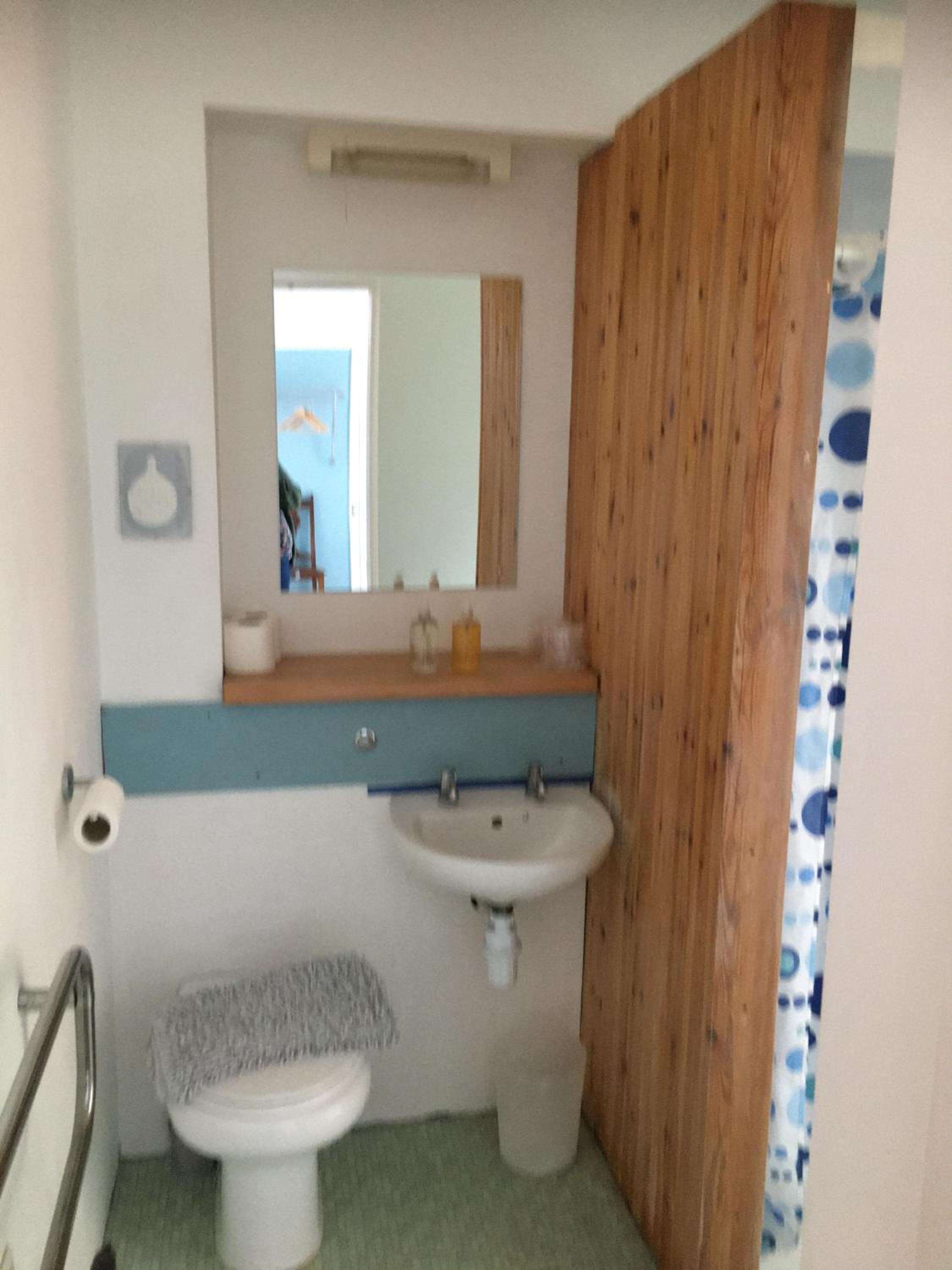 Double Room with Private Bathroom photo 3