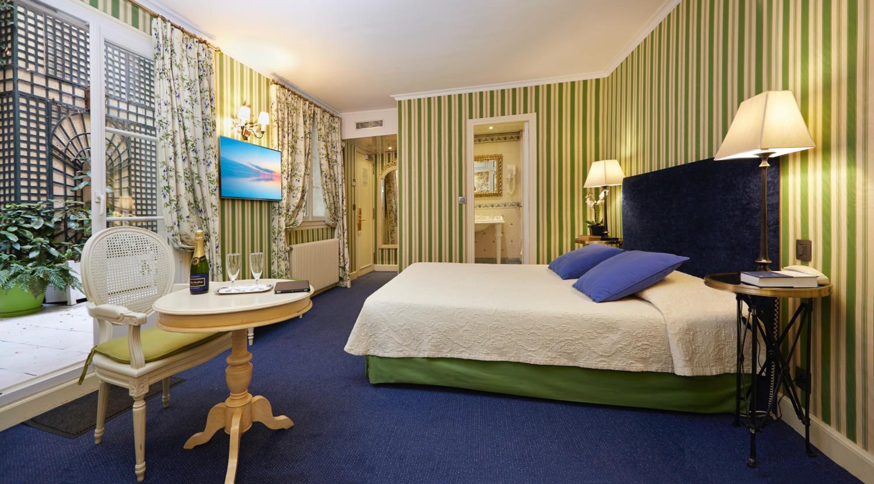 Deluxe Junior Suite with Terrace photo 1
