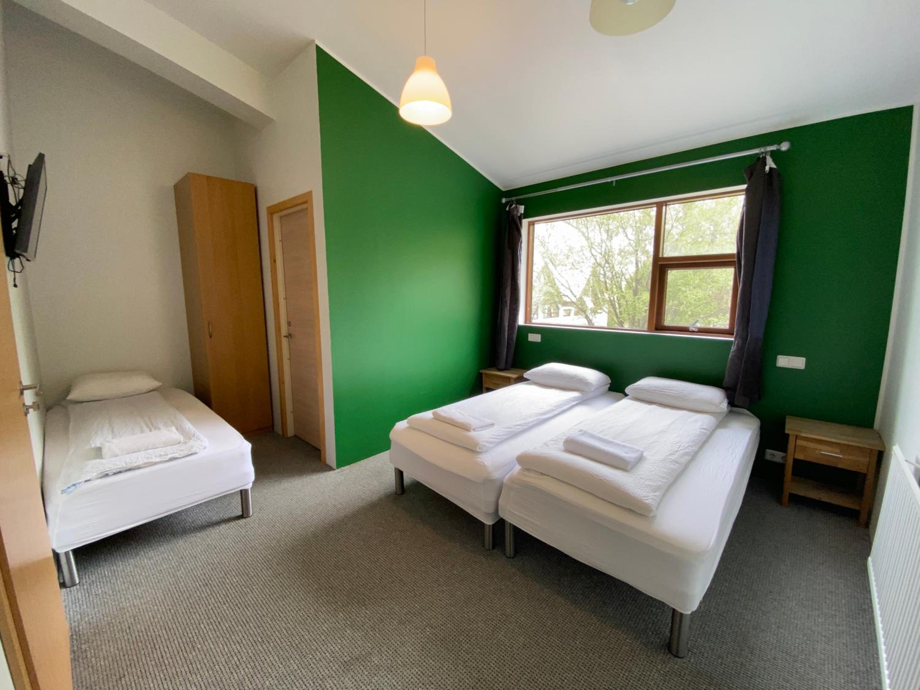 Triple Room with Private Bathroom photo 3