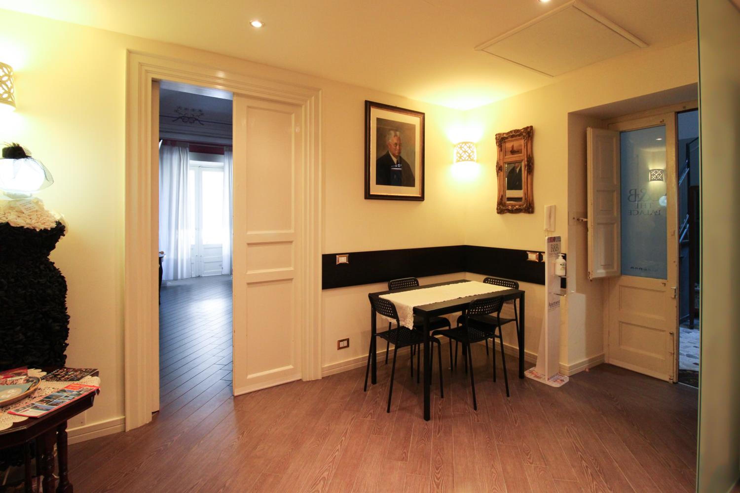 Deluxe Double Room with Balcony - Photo 19