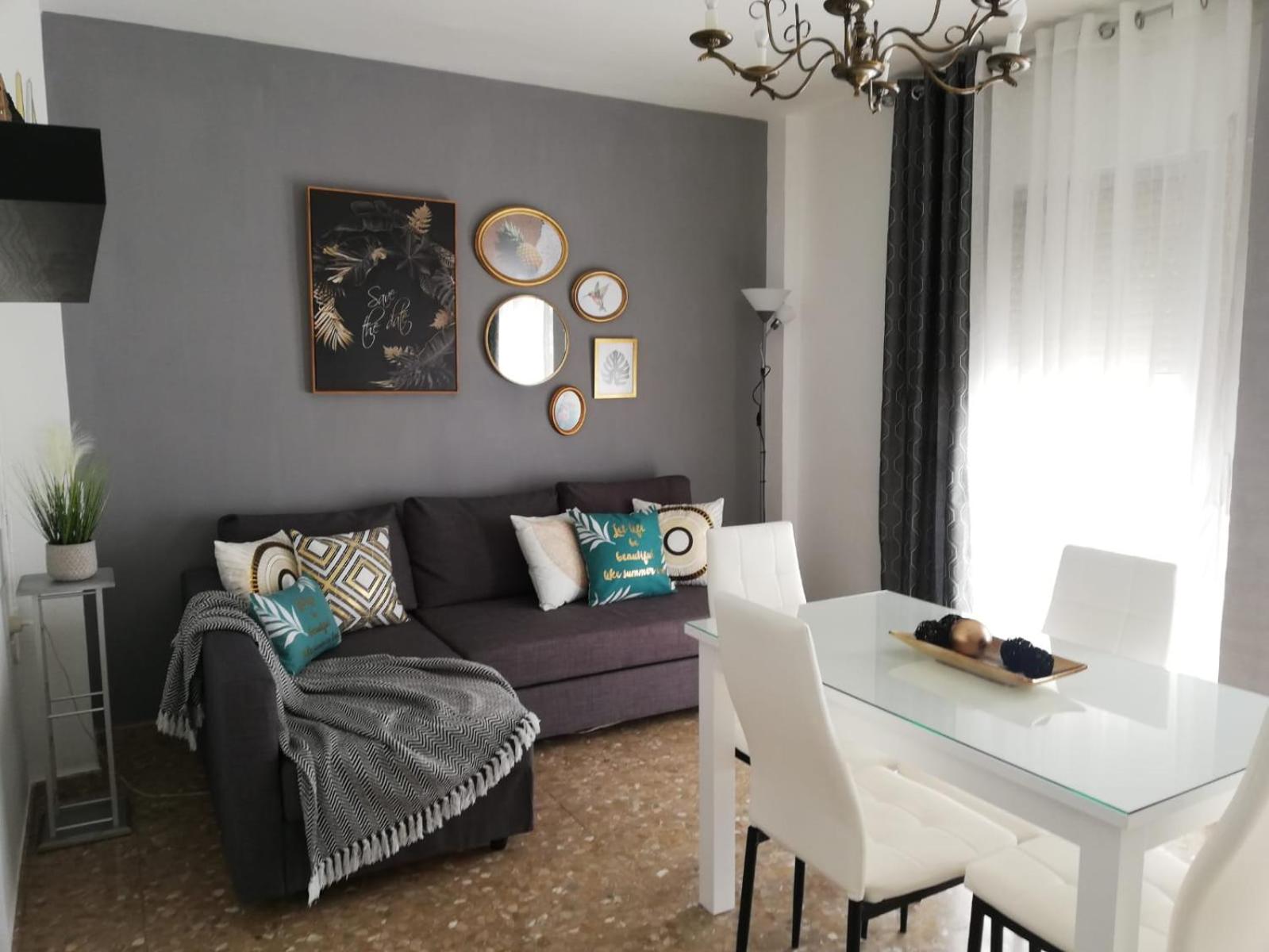 One-Bedroom Apartment - Photo 44