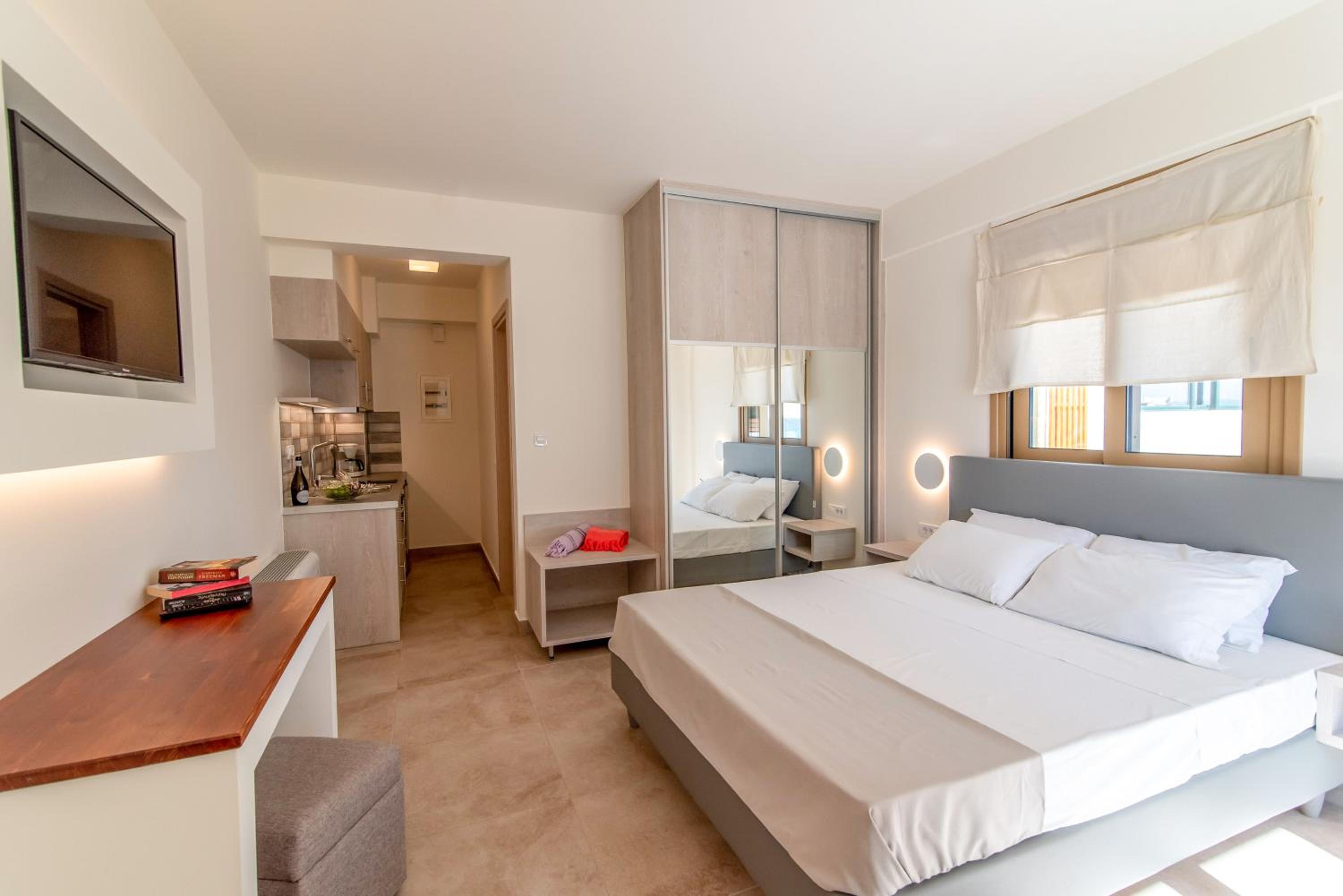 Double Room with Balcony and Sea View