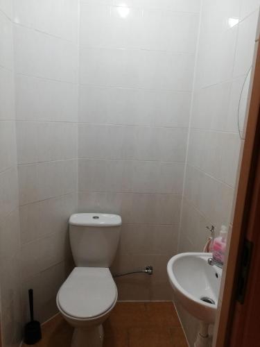 Double Room with Balcony - Photo 1