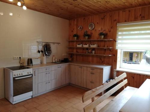 Double Room with Balcony - Photo 11