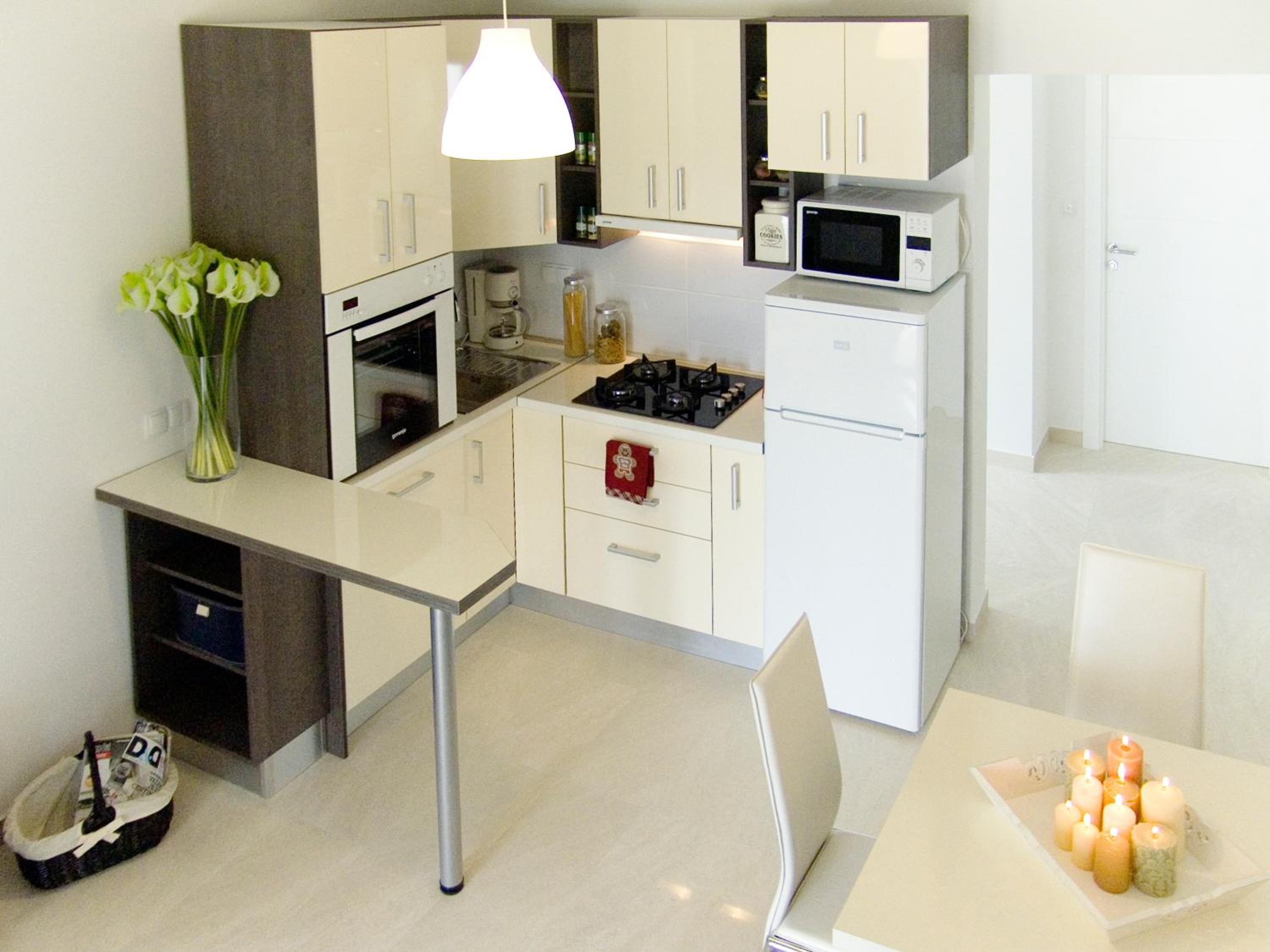 Comfort Two-Bedroom Apartment with Terrace