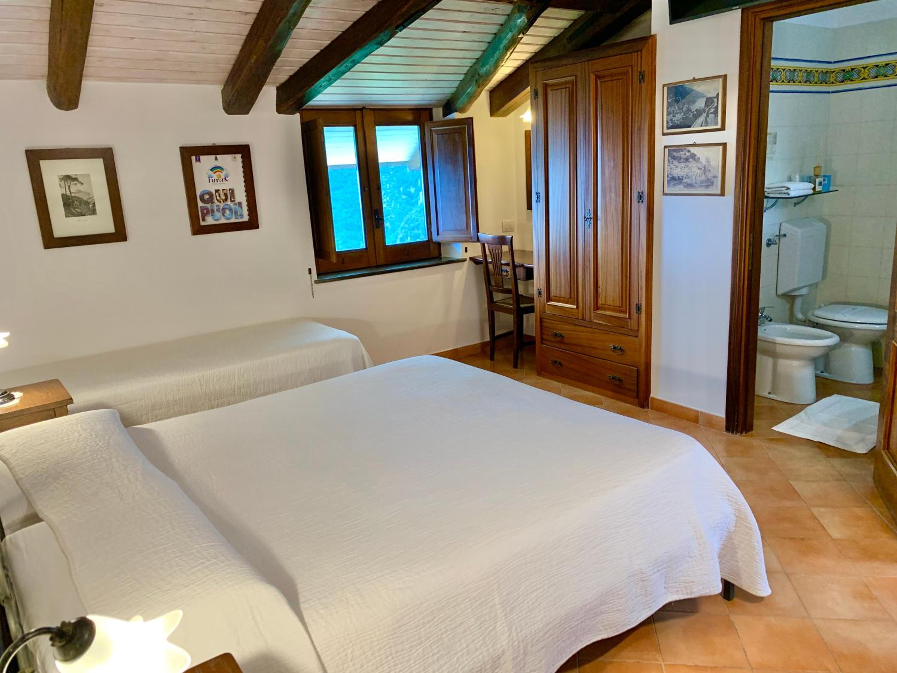 Comfort Triple Room - Photo 11