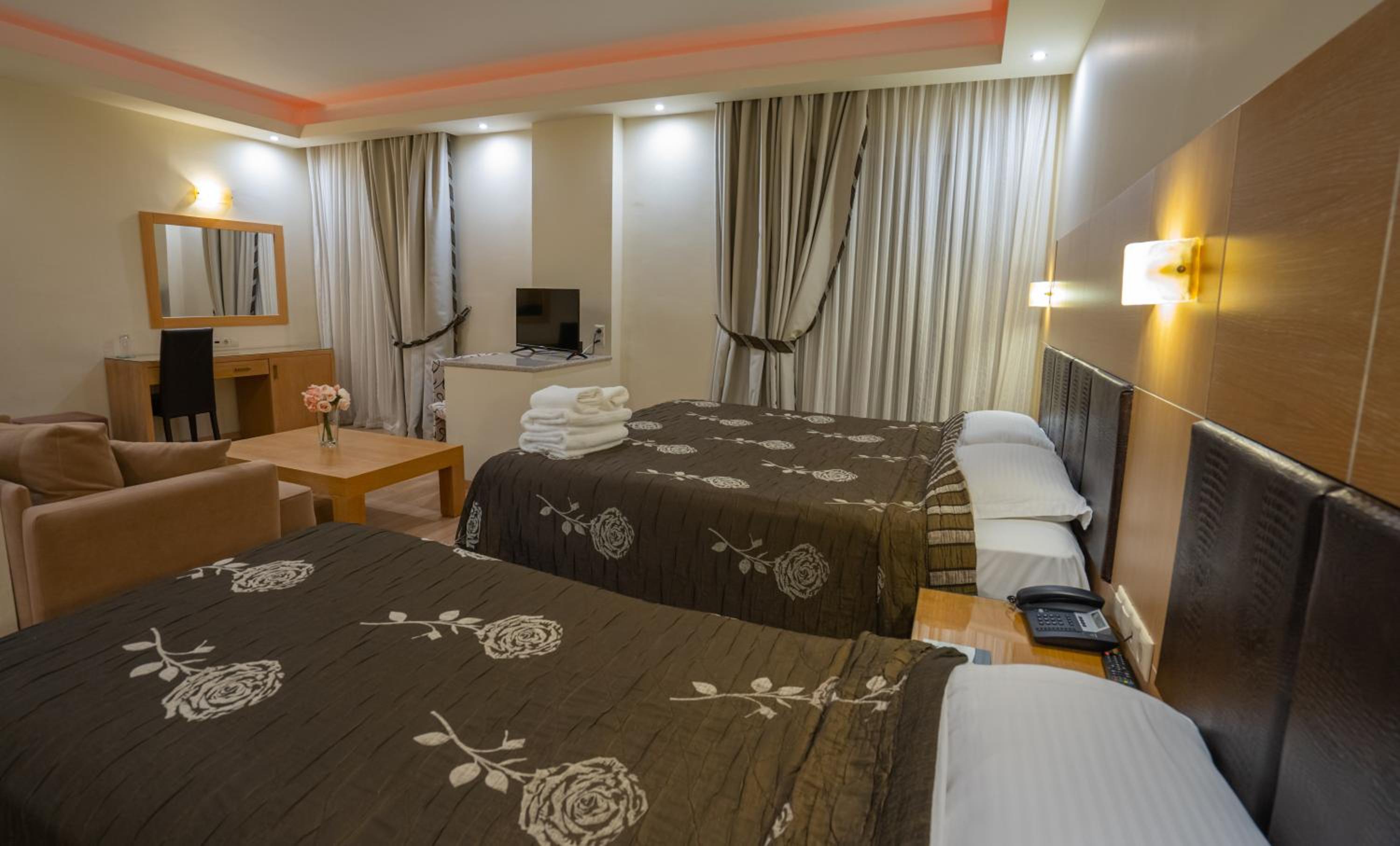 Triple Room - Photo 1