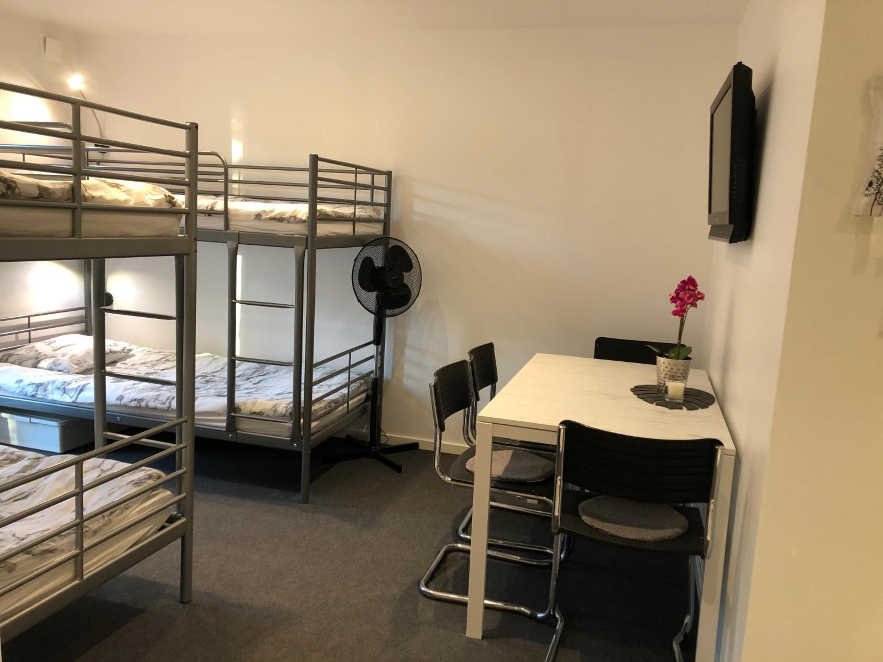 Apartment photo 3